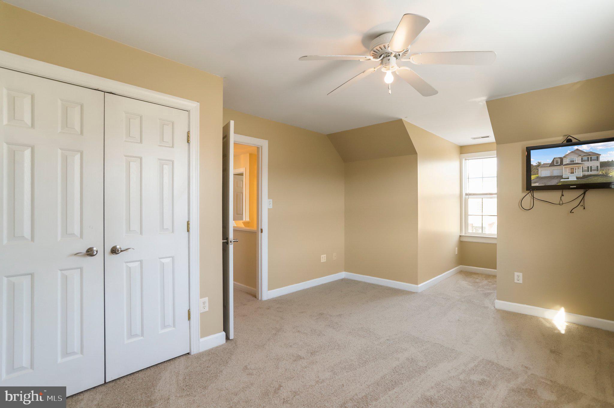 CRESTVIEW - Residential