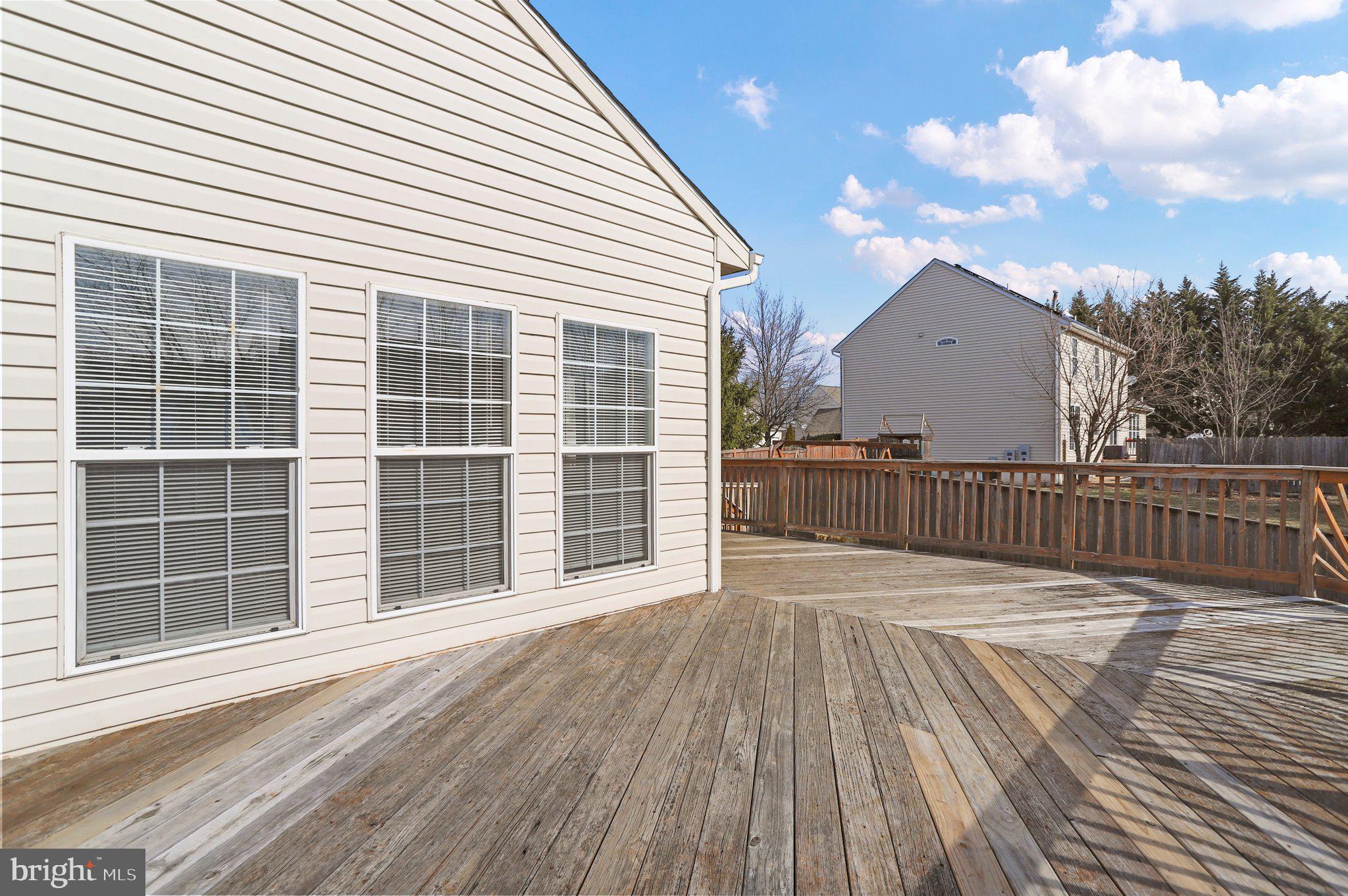 CRESTVIEW - Residential