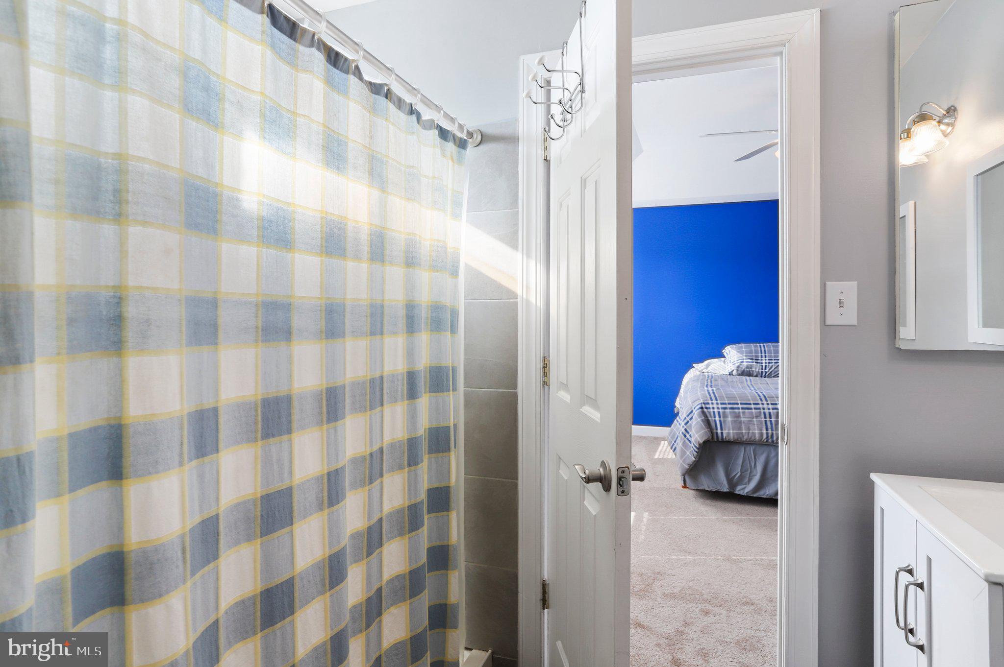 CRESTVIEW - Residential