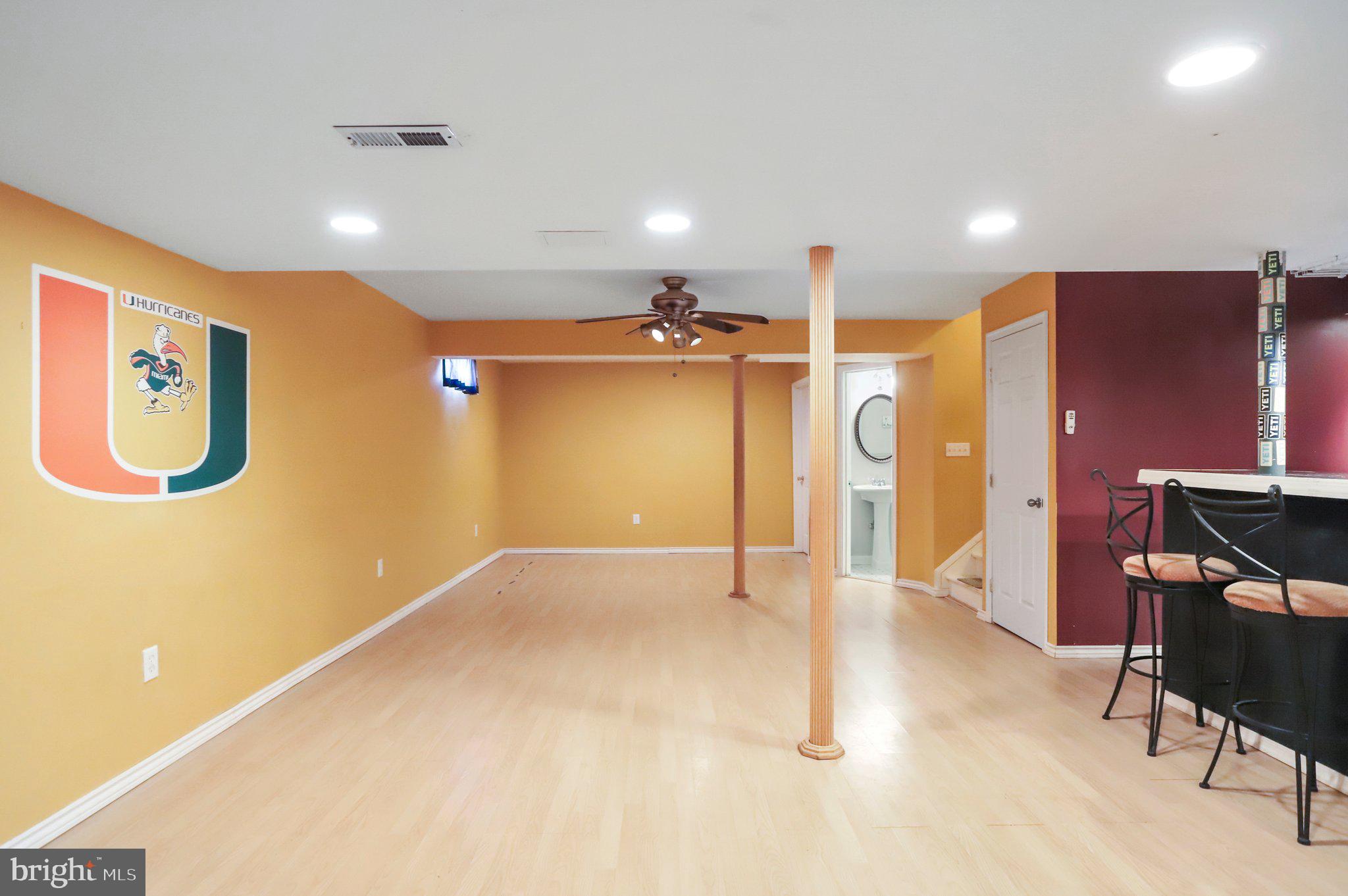 CRESTVIEW - Residential