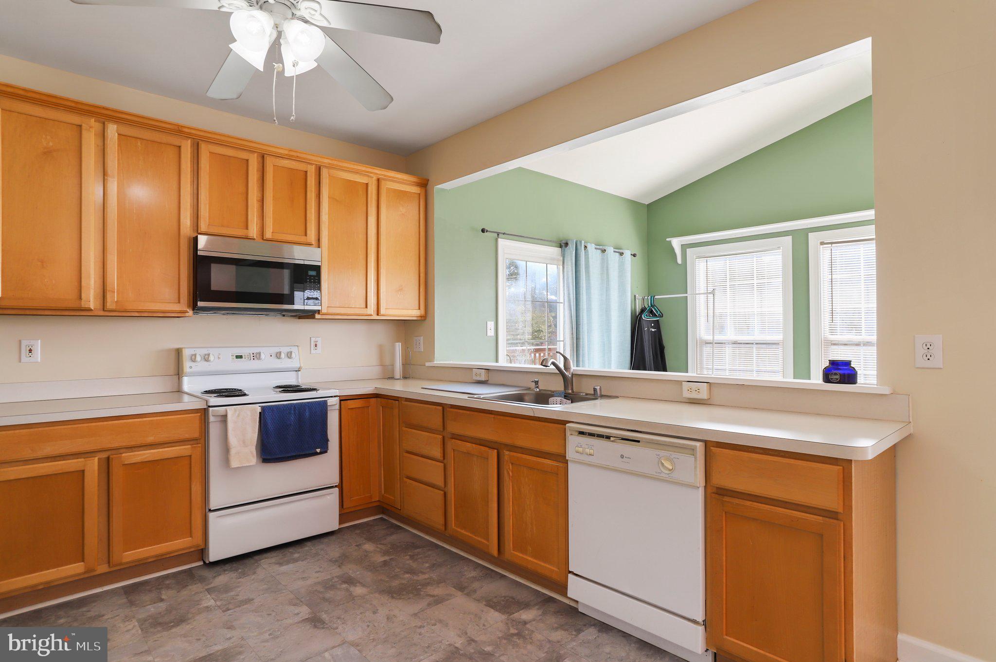 CRESTVIEW - Residential