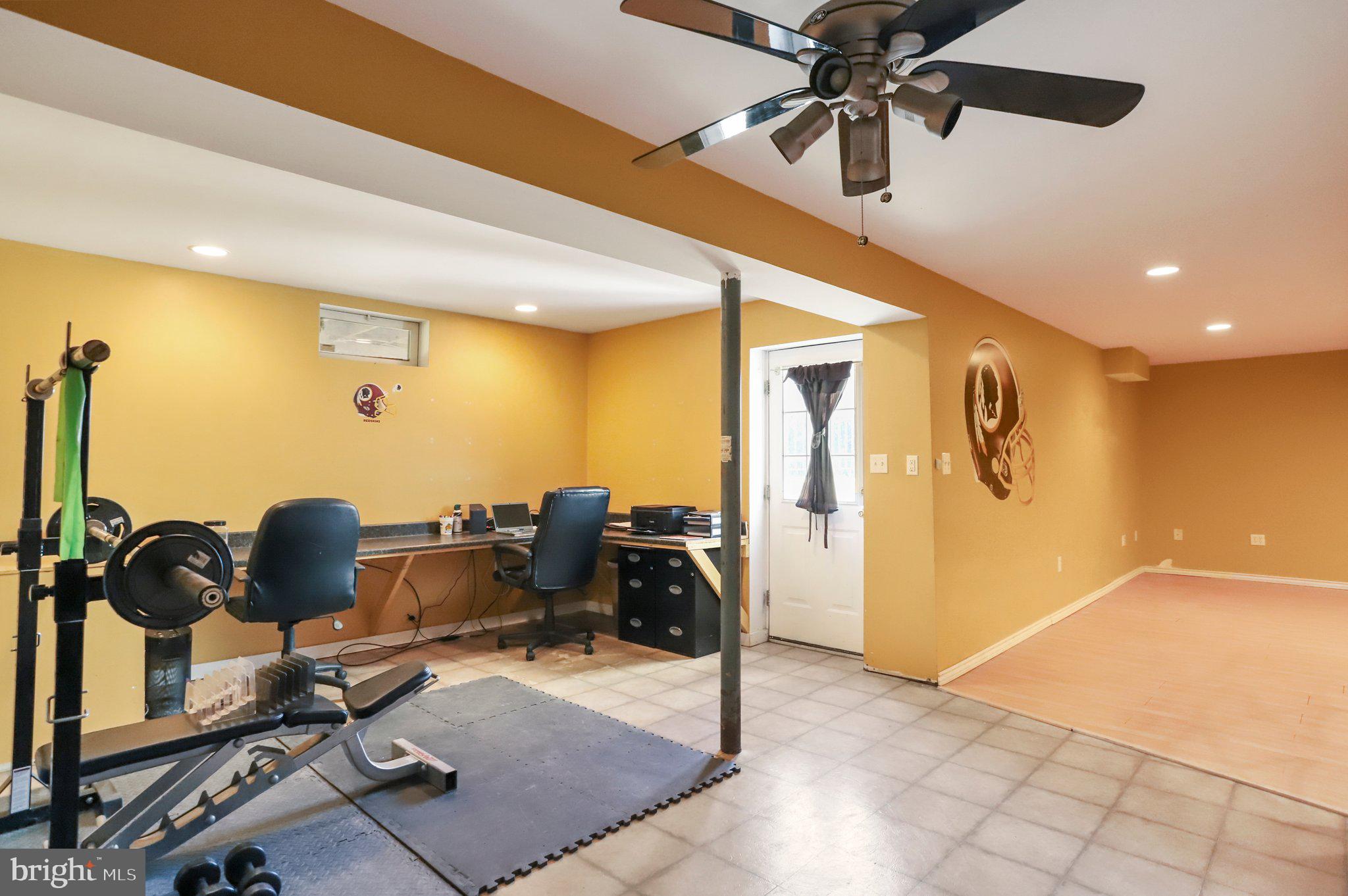 CRESTVIEW - Residential