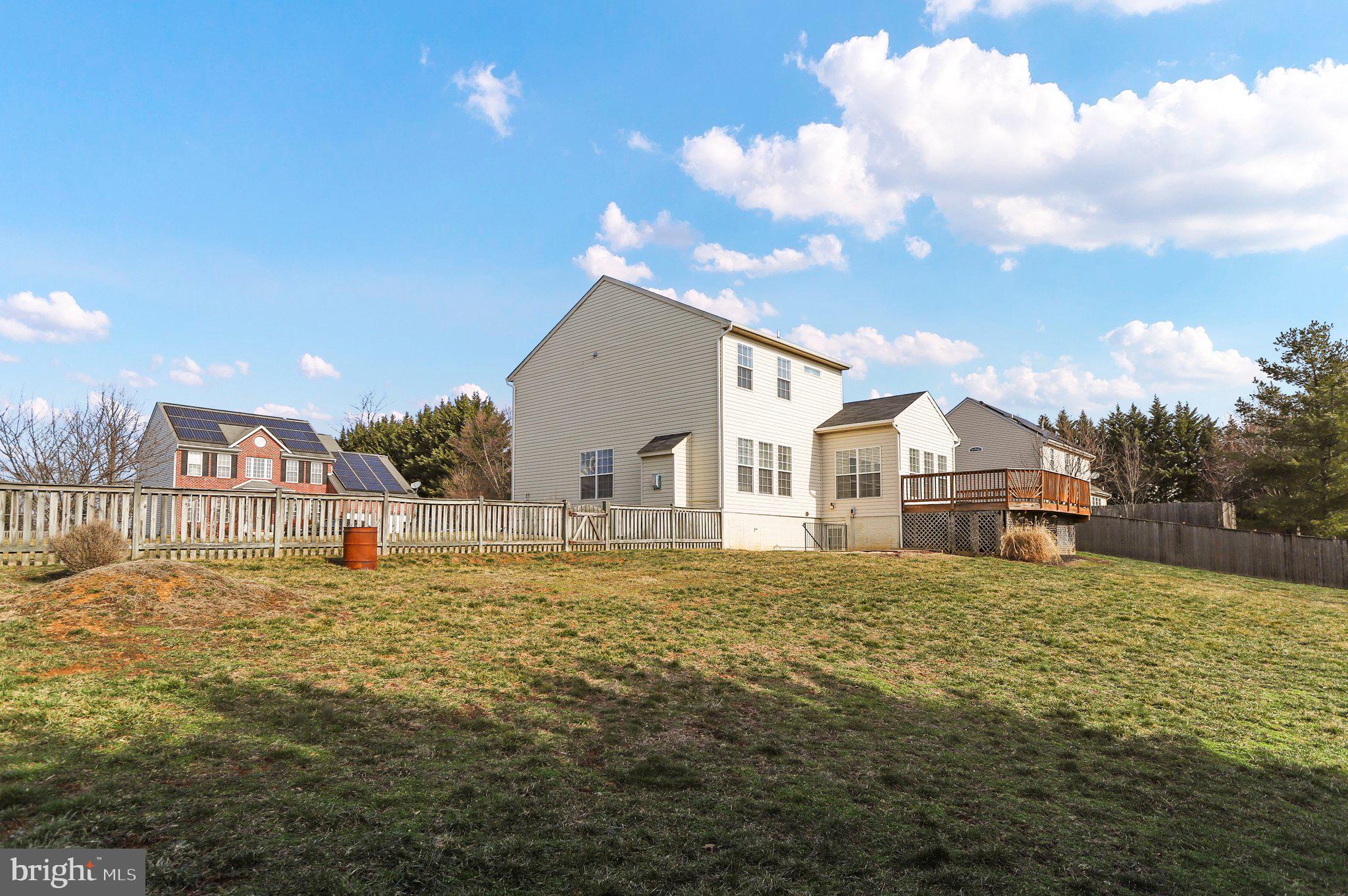 CRESTVIEW - Residential