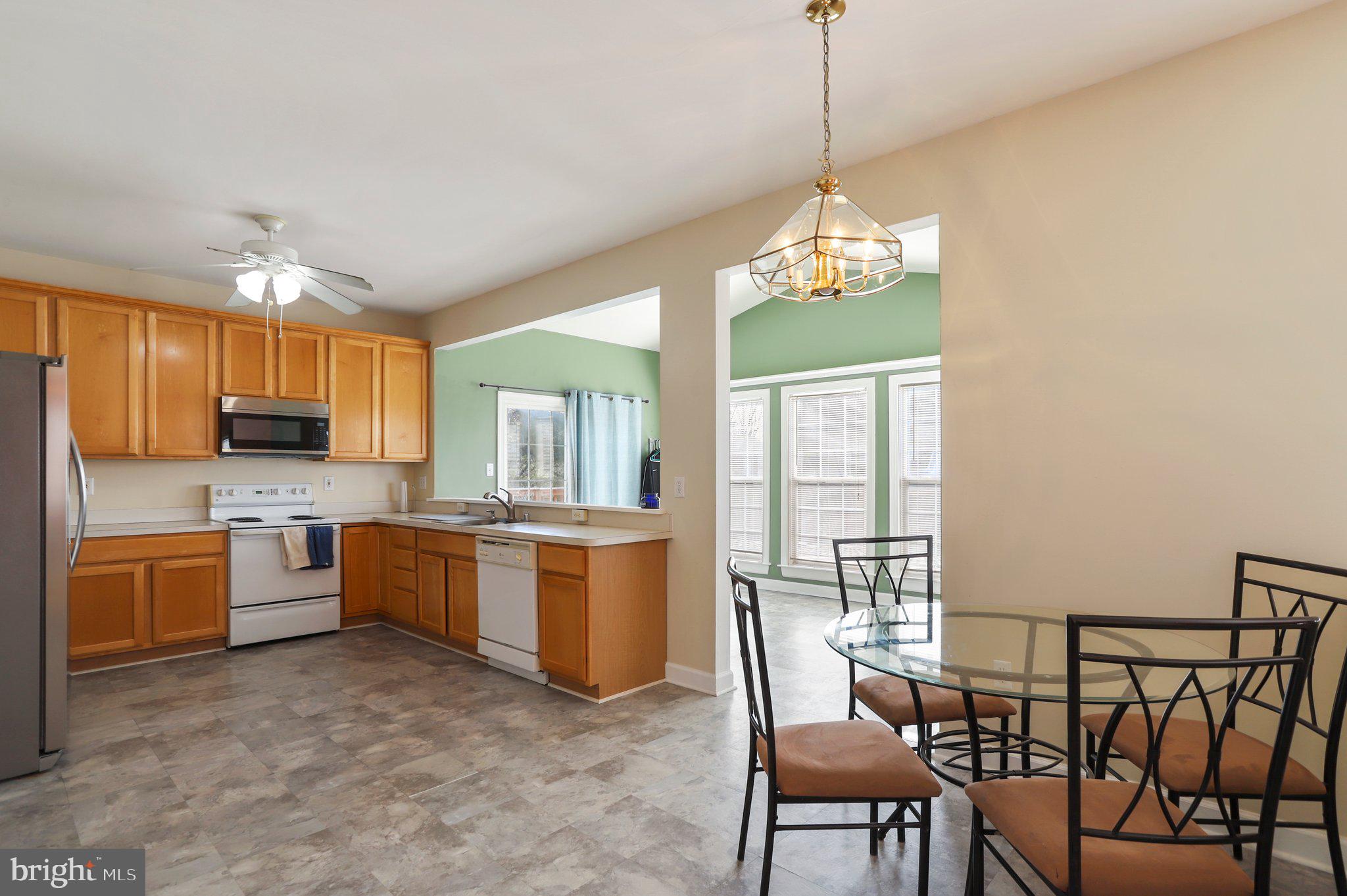 CRESTVIEW - Residential