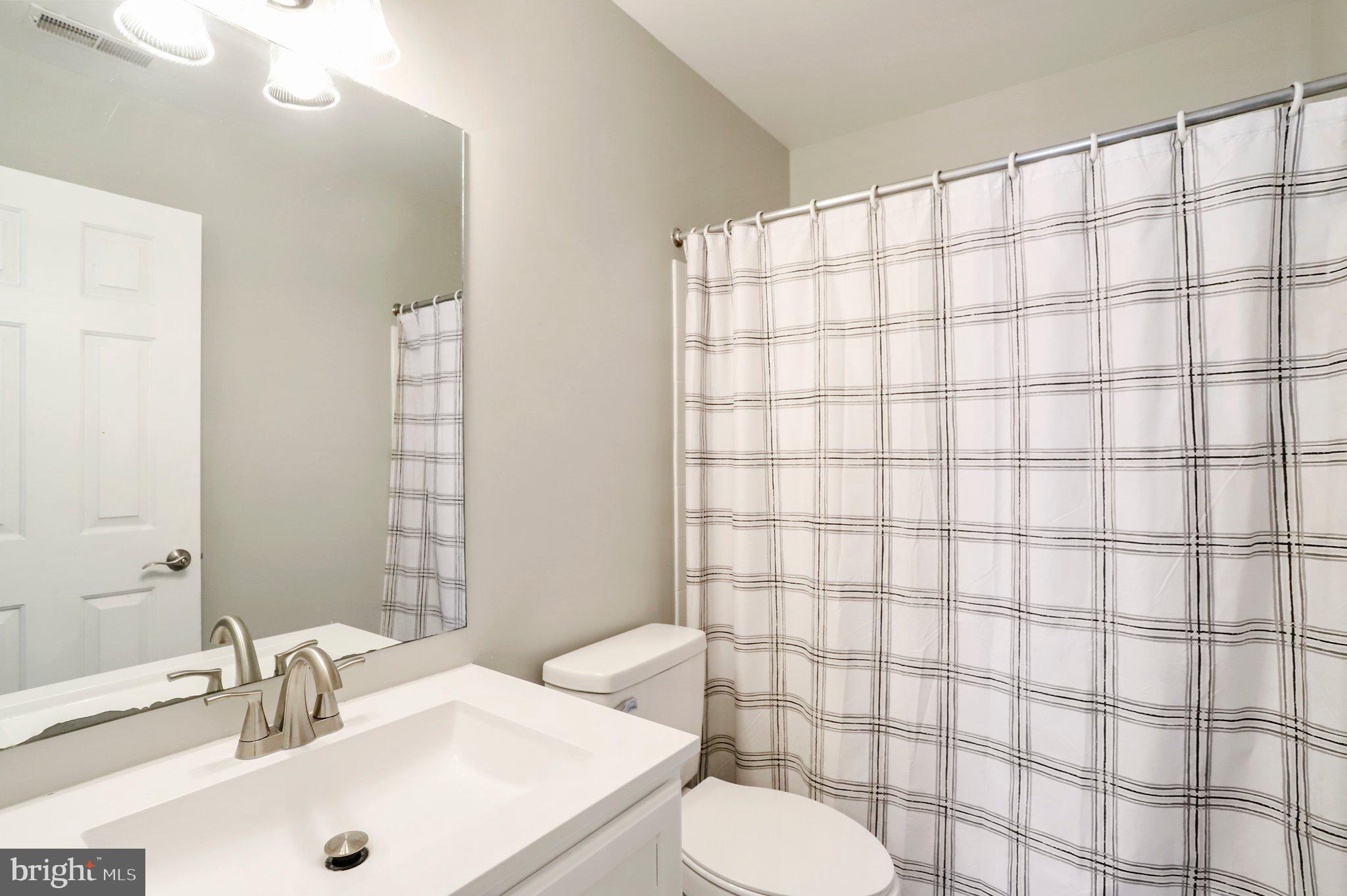 CRESTVIEW - Residential