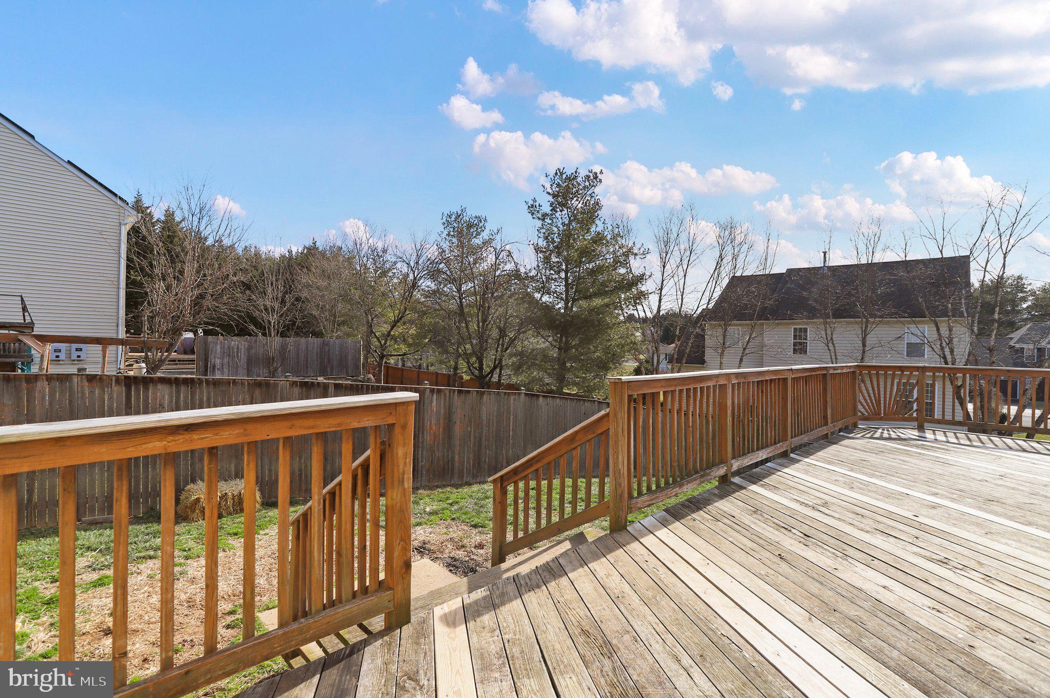 CRESTVIEW - Residential