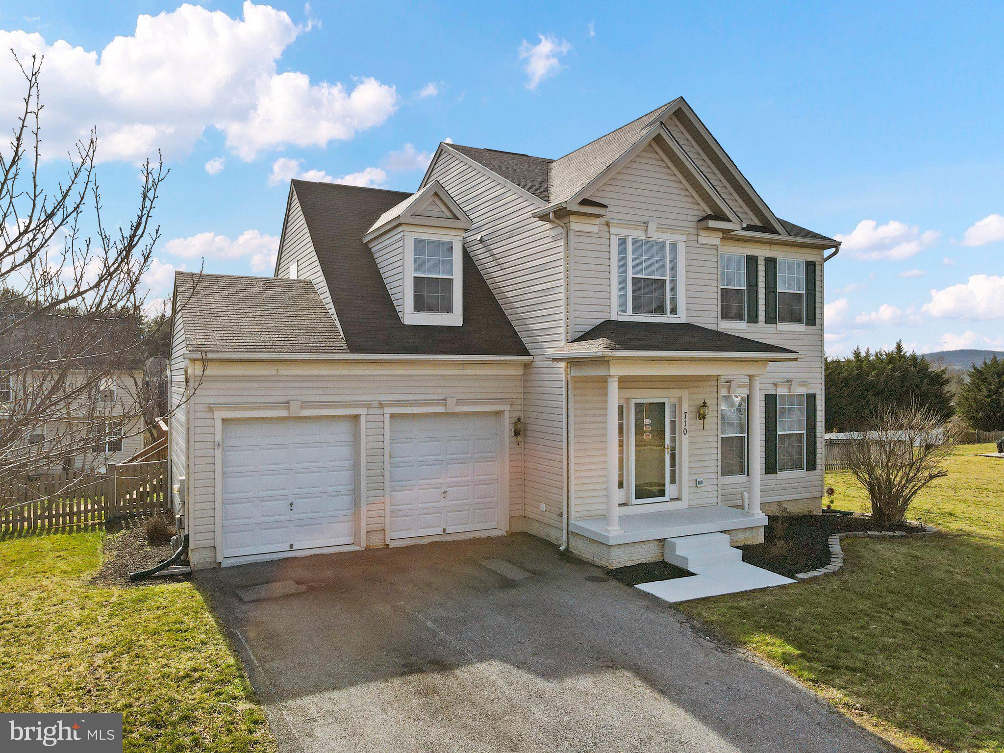 CRESTVIEW - Residential