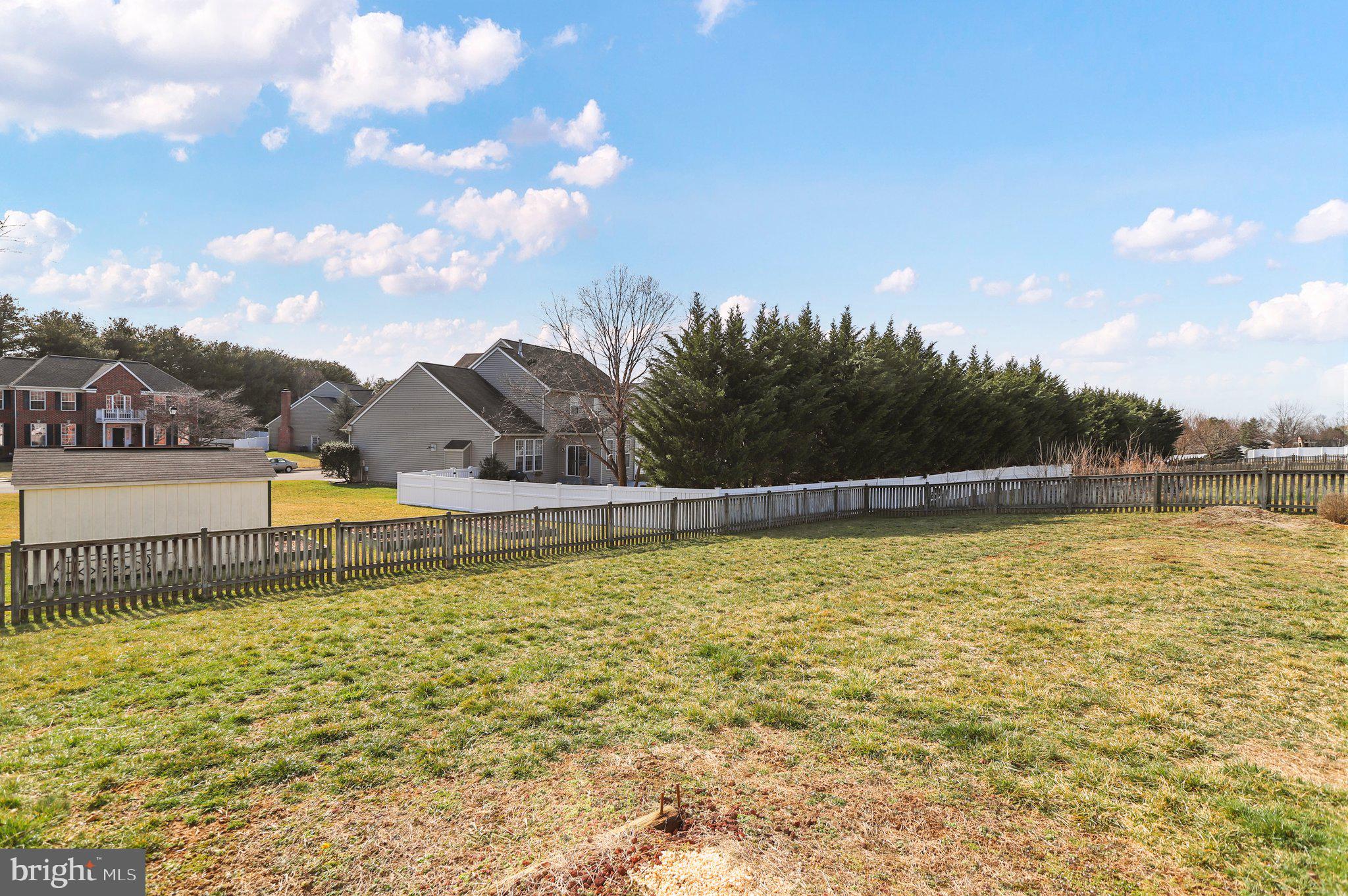 CRESTVIEW - Residential