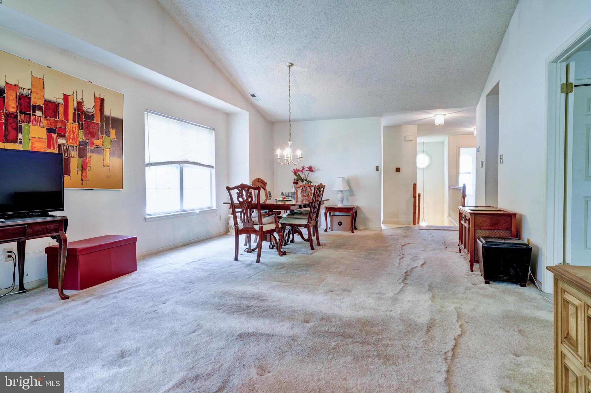 BROOKSTONE - Residential