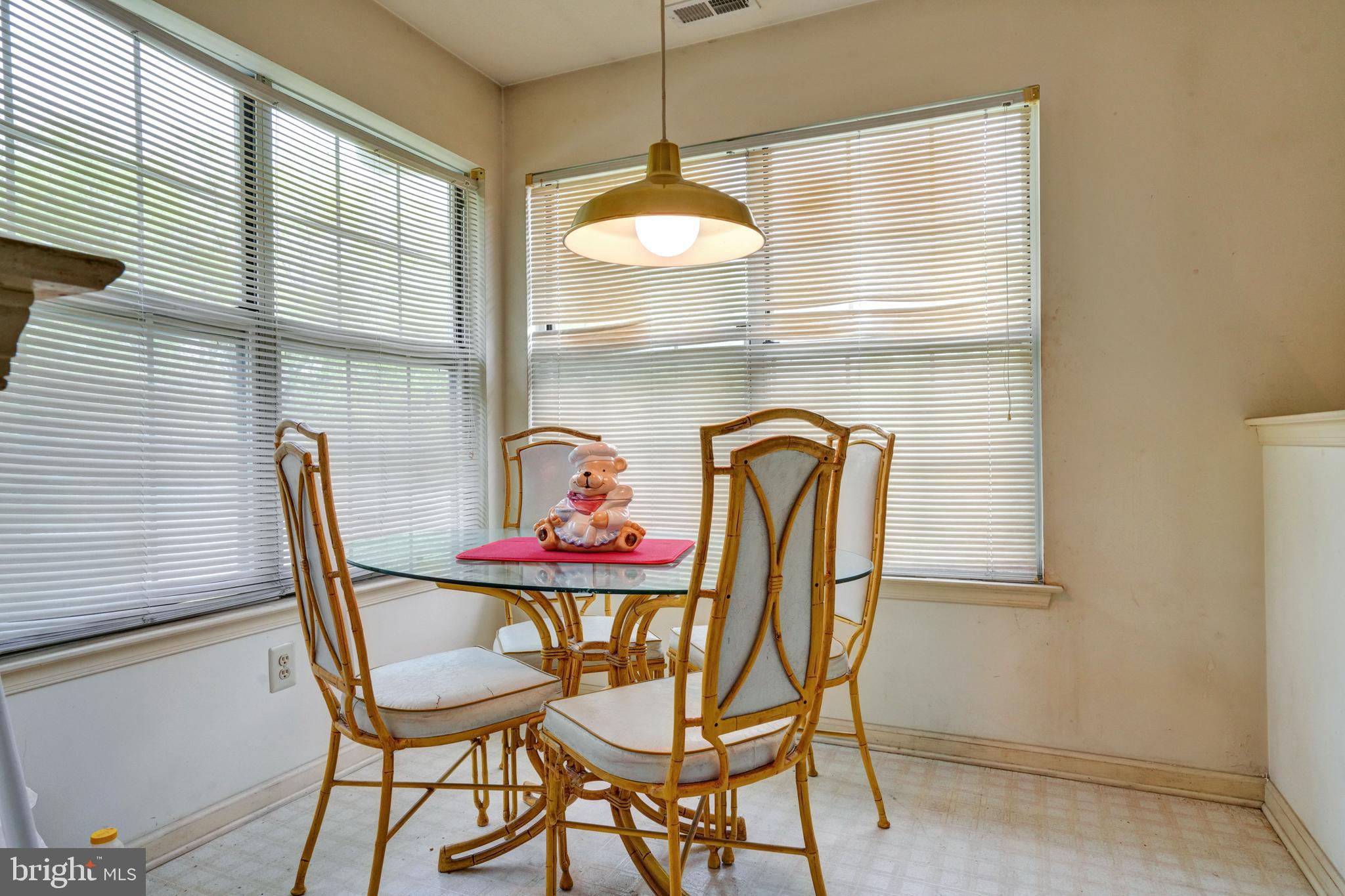 BROOKSTONE - Residential
