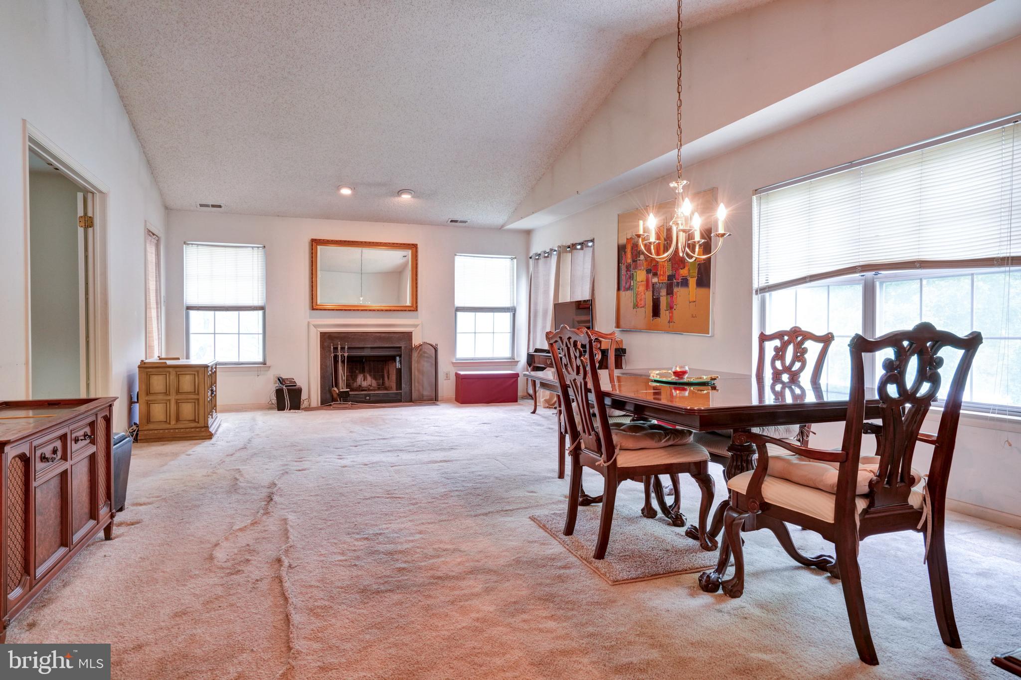 BROOKSTONE - Residential