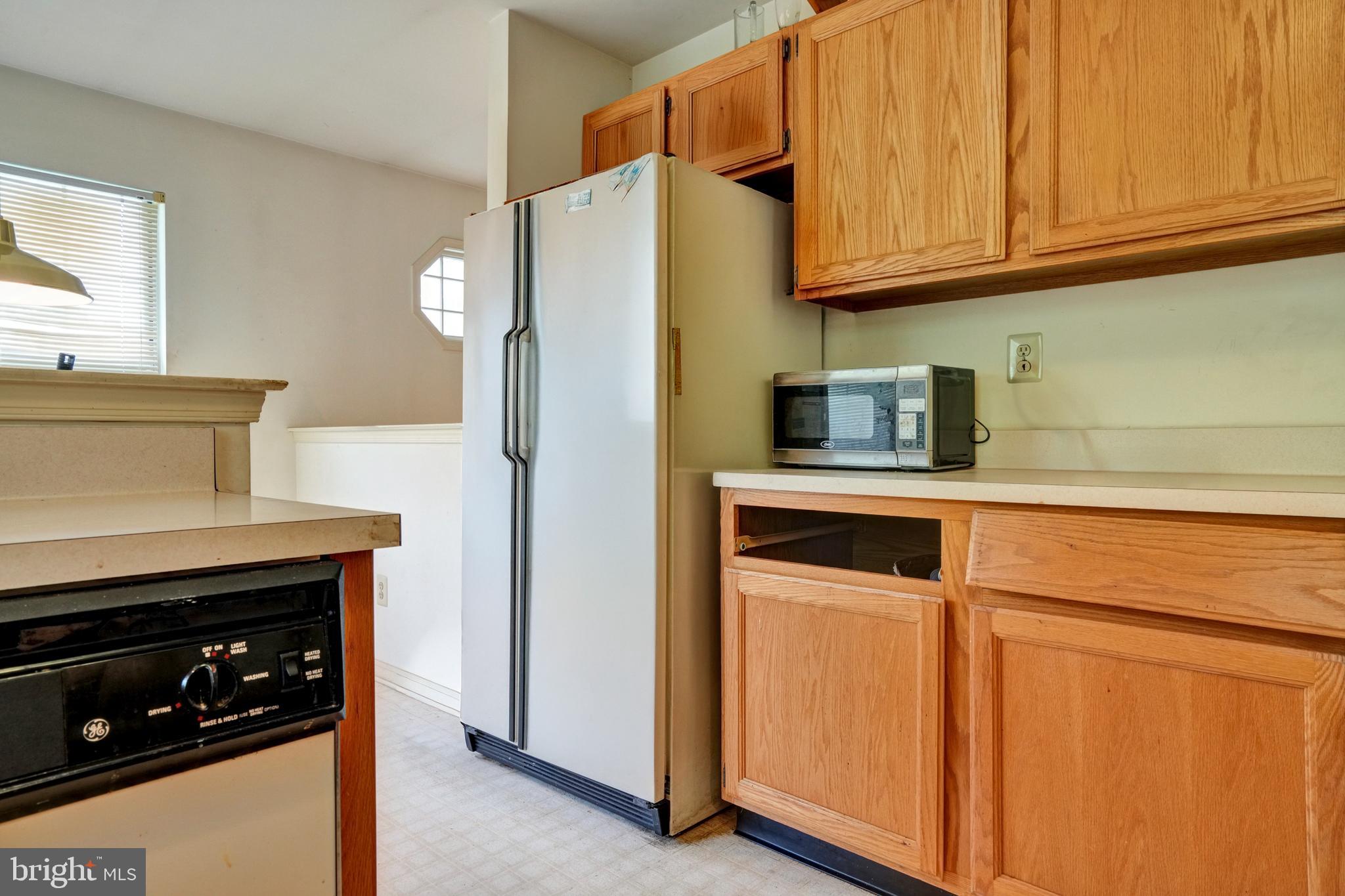 BROOKSTONE - Residential