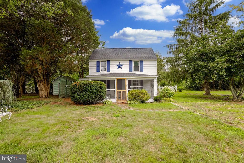 8115 BROOMES ISLAND ROAD