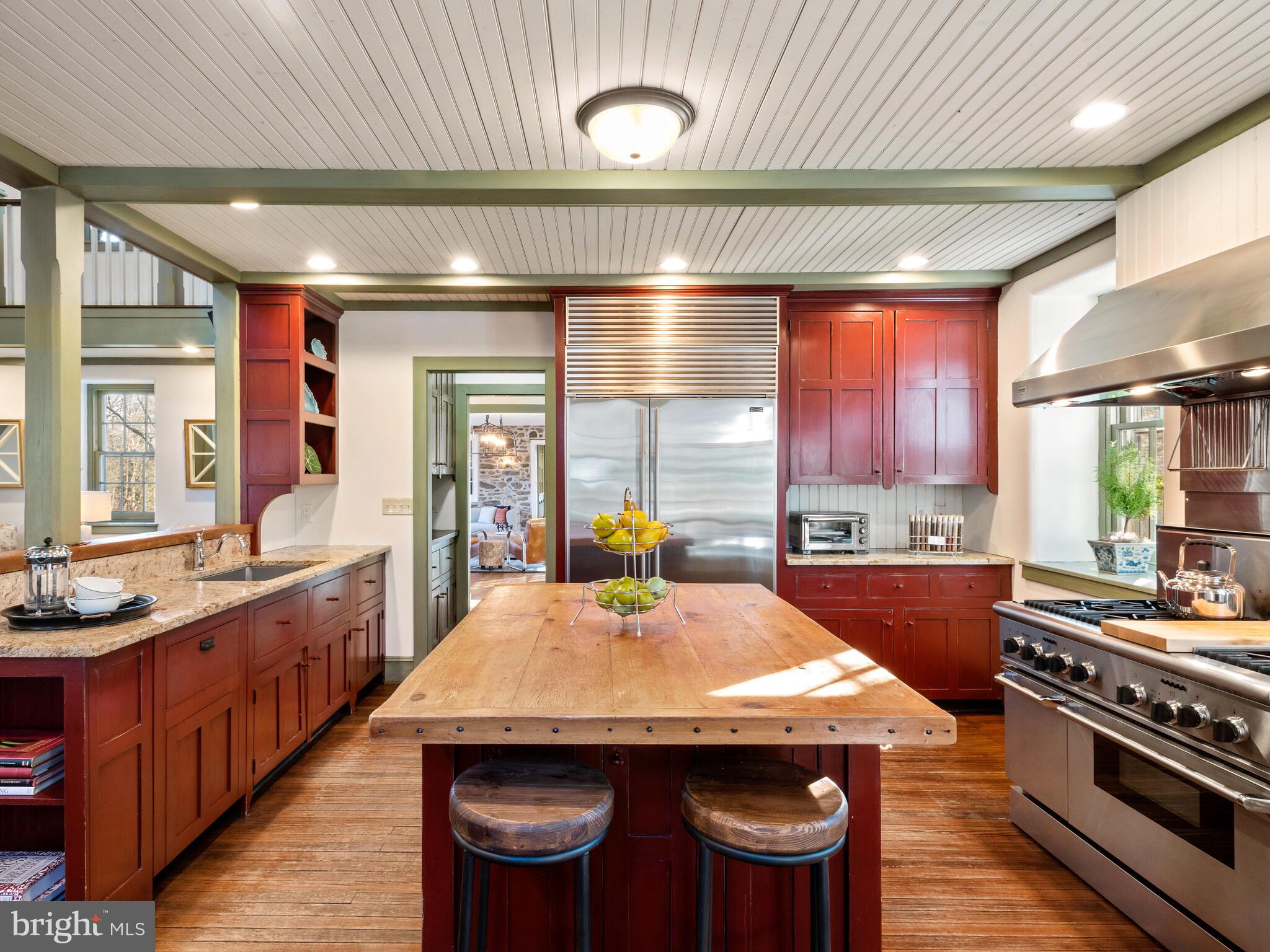 RADNOR HUNT - Residential