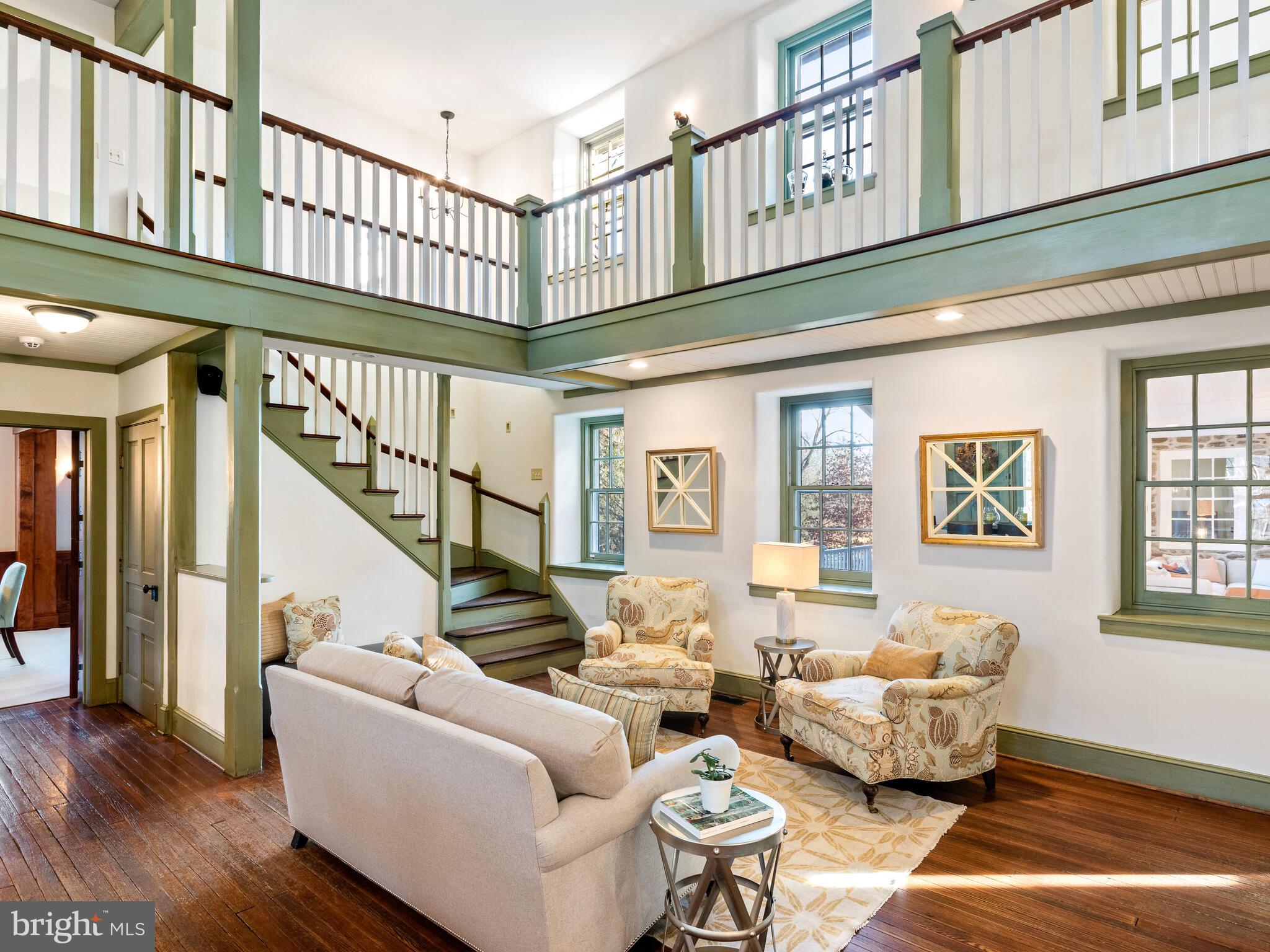 RADNOR HUNT - Residential