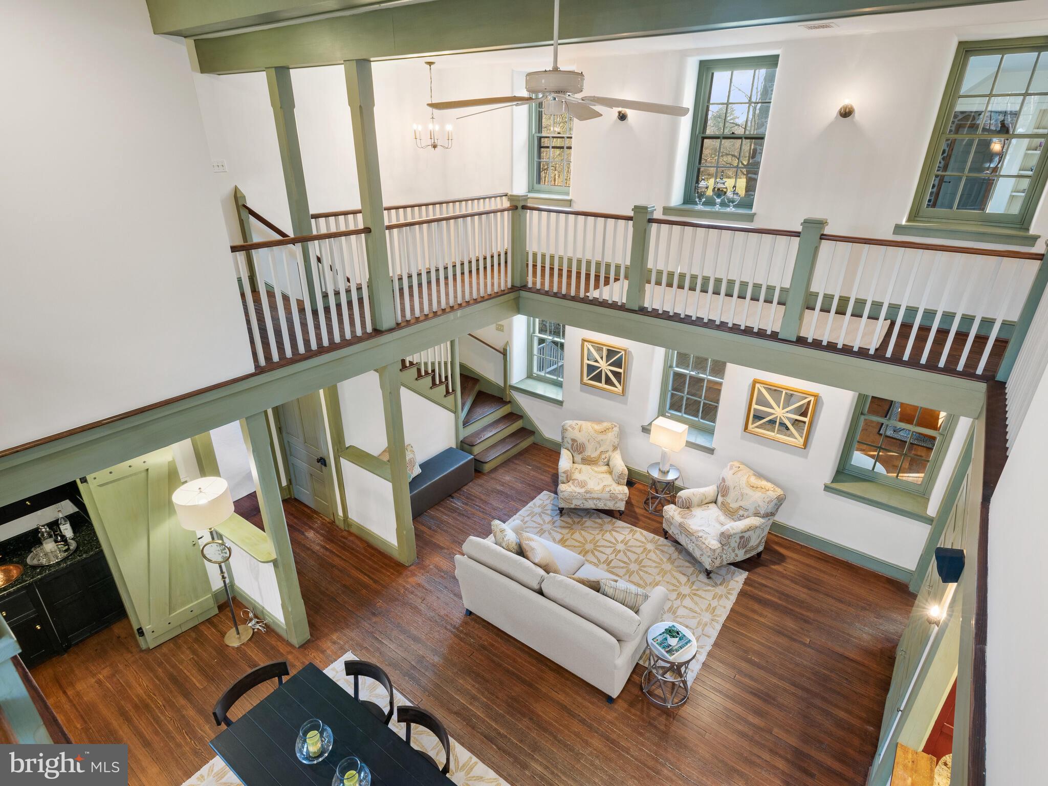 RADNOR HUNT - Residential