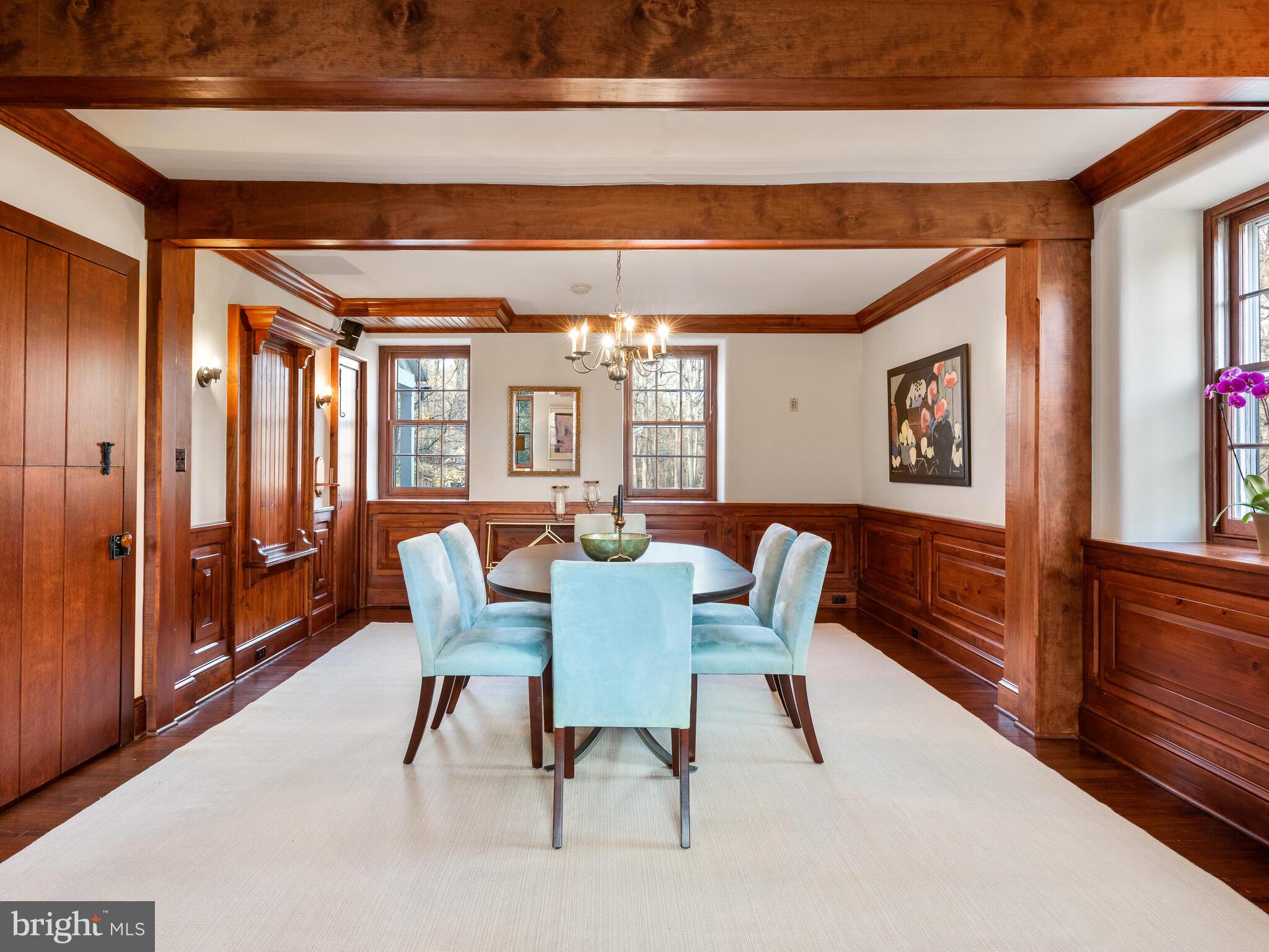 RADNOR HUNT - Residential