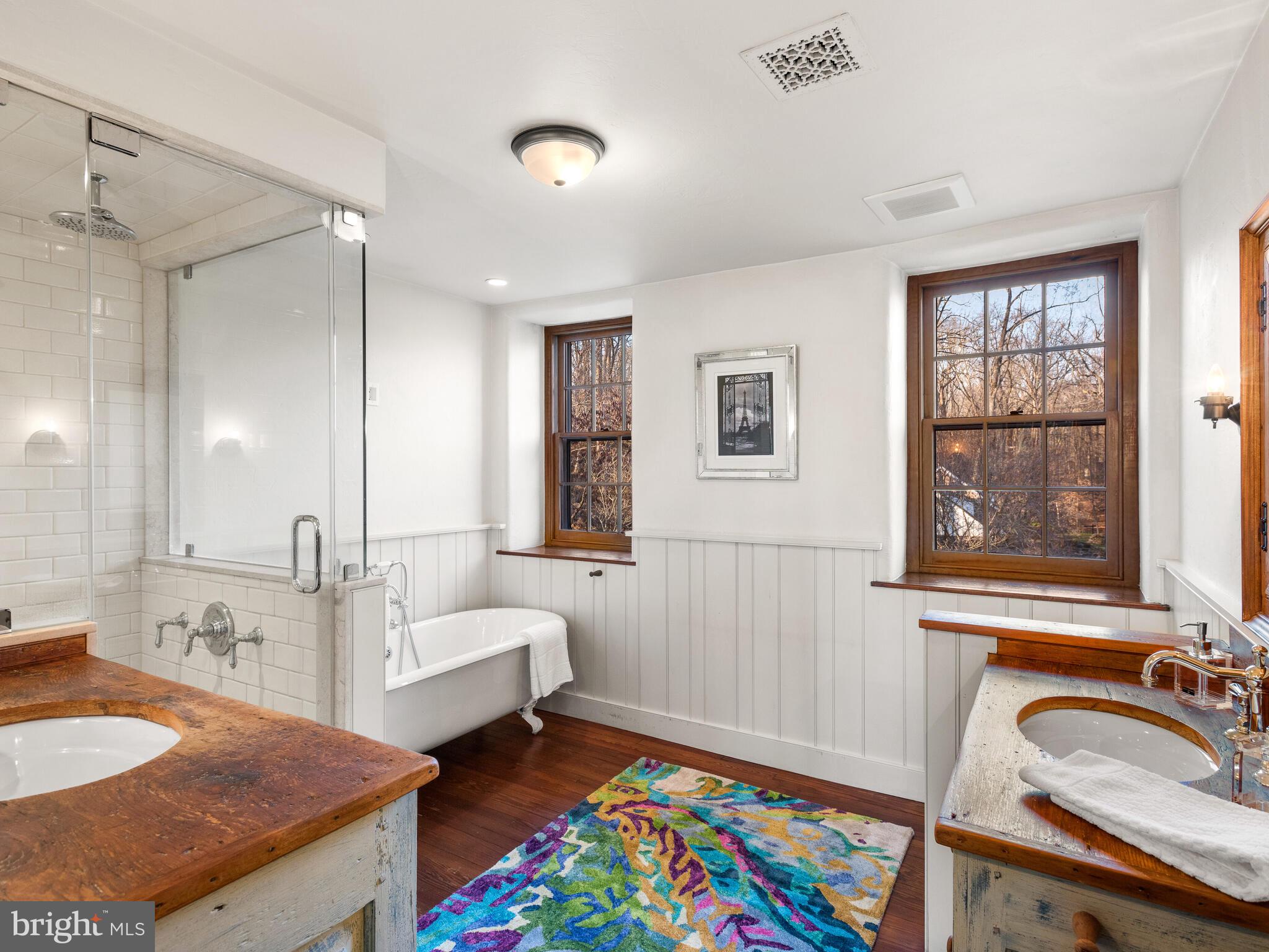 RADNOR HUNT - Residential