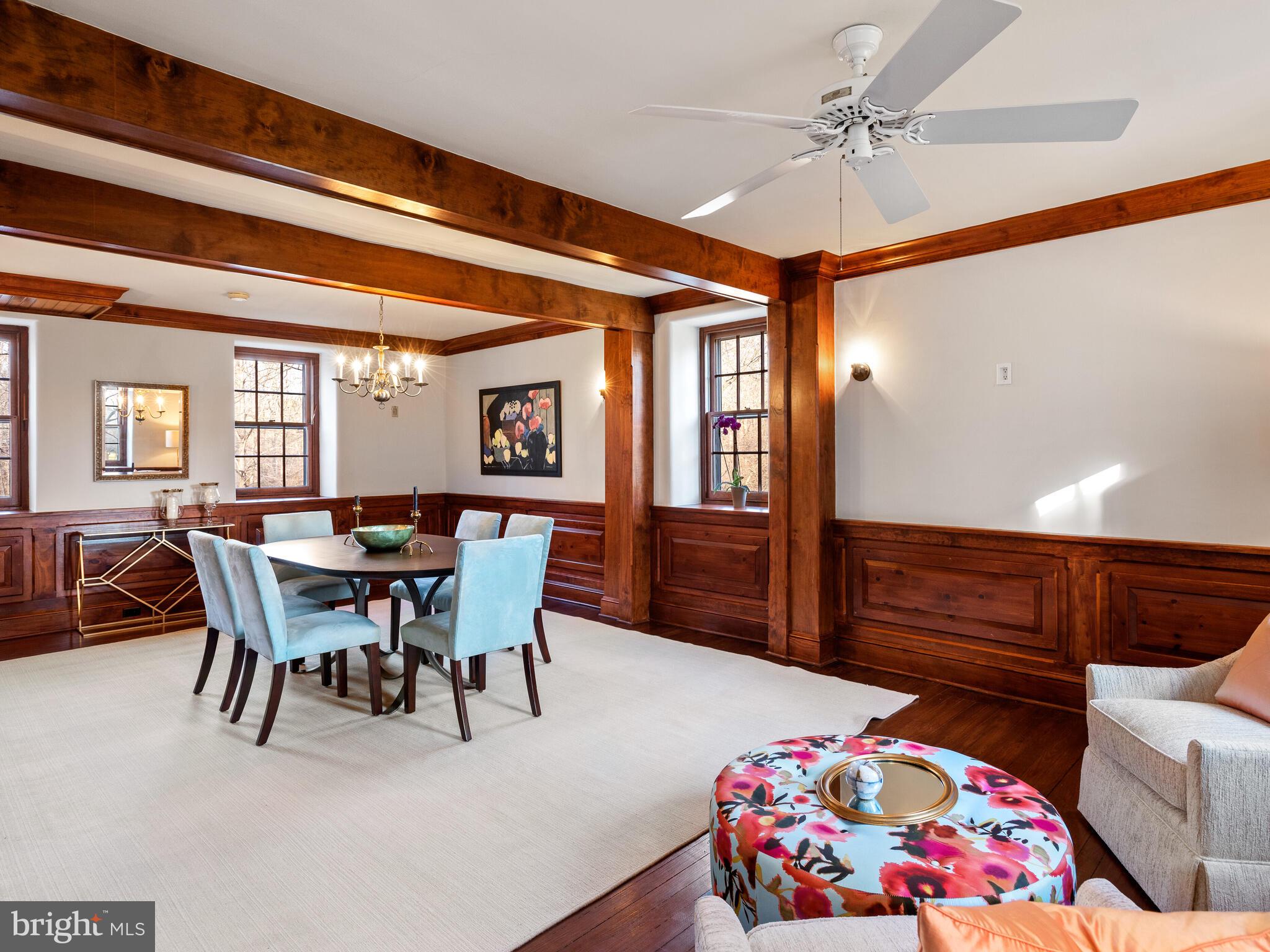 RADNOR HUNT - Residential