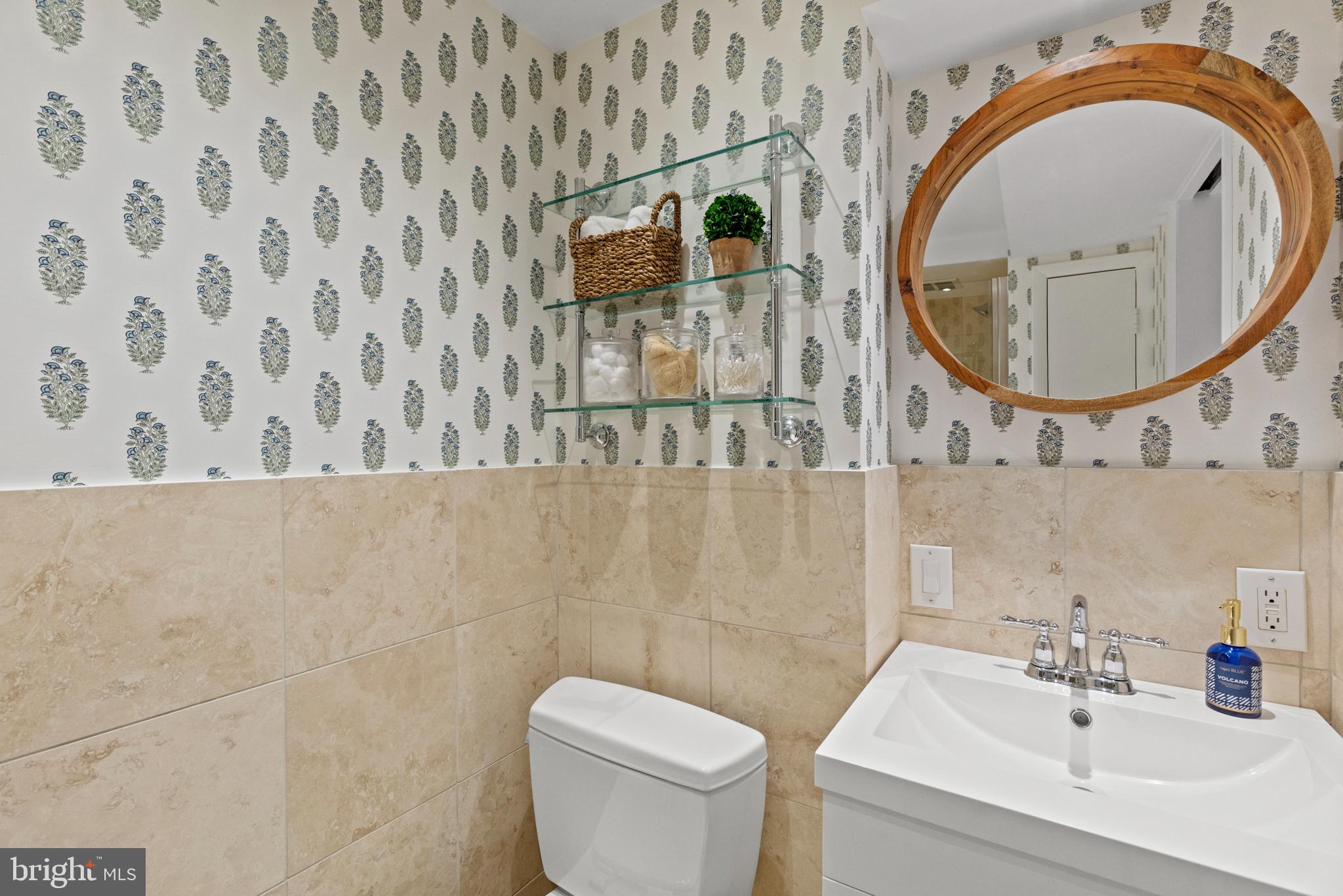 WESTMORELAND HILLS - Residential