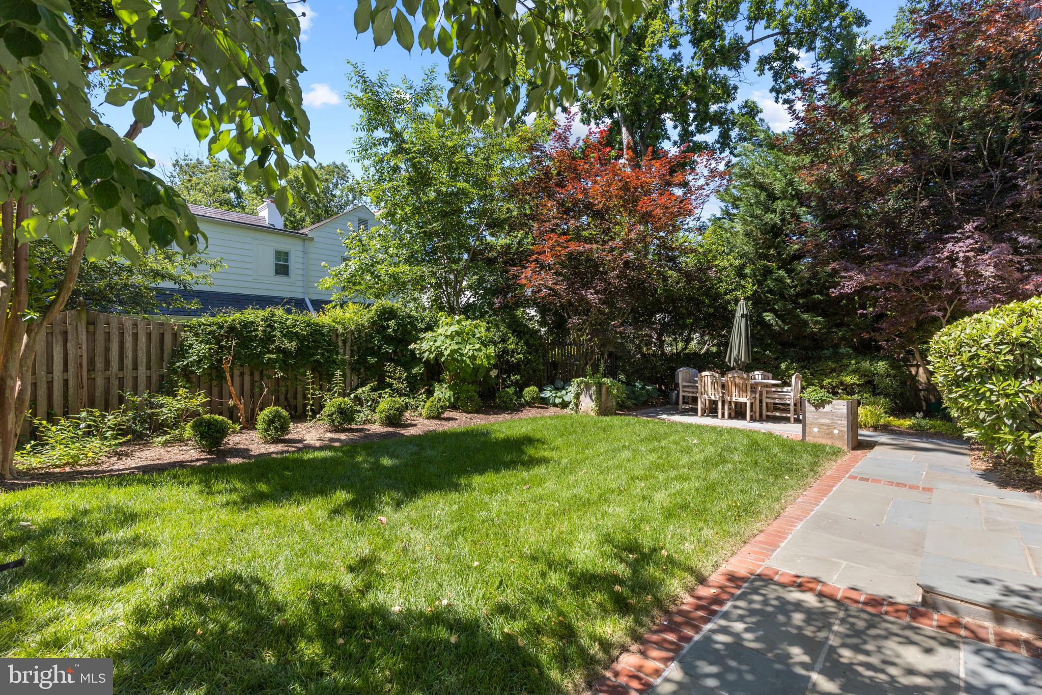 WESTMORELAND HILLS - Residential