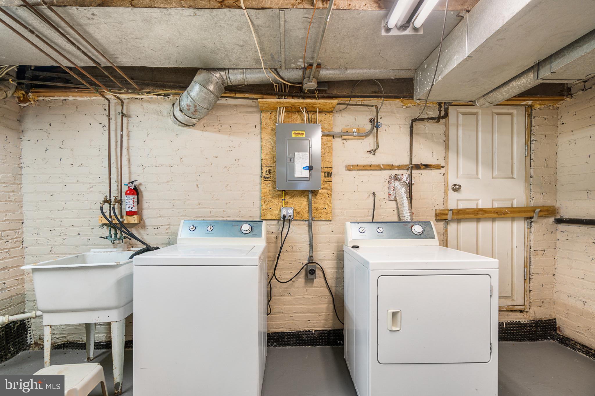 WEST BALTIMORE - Residential Lease