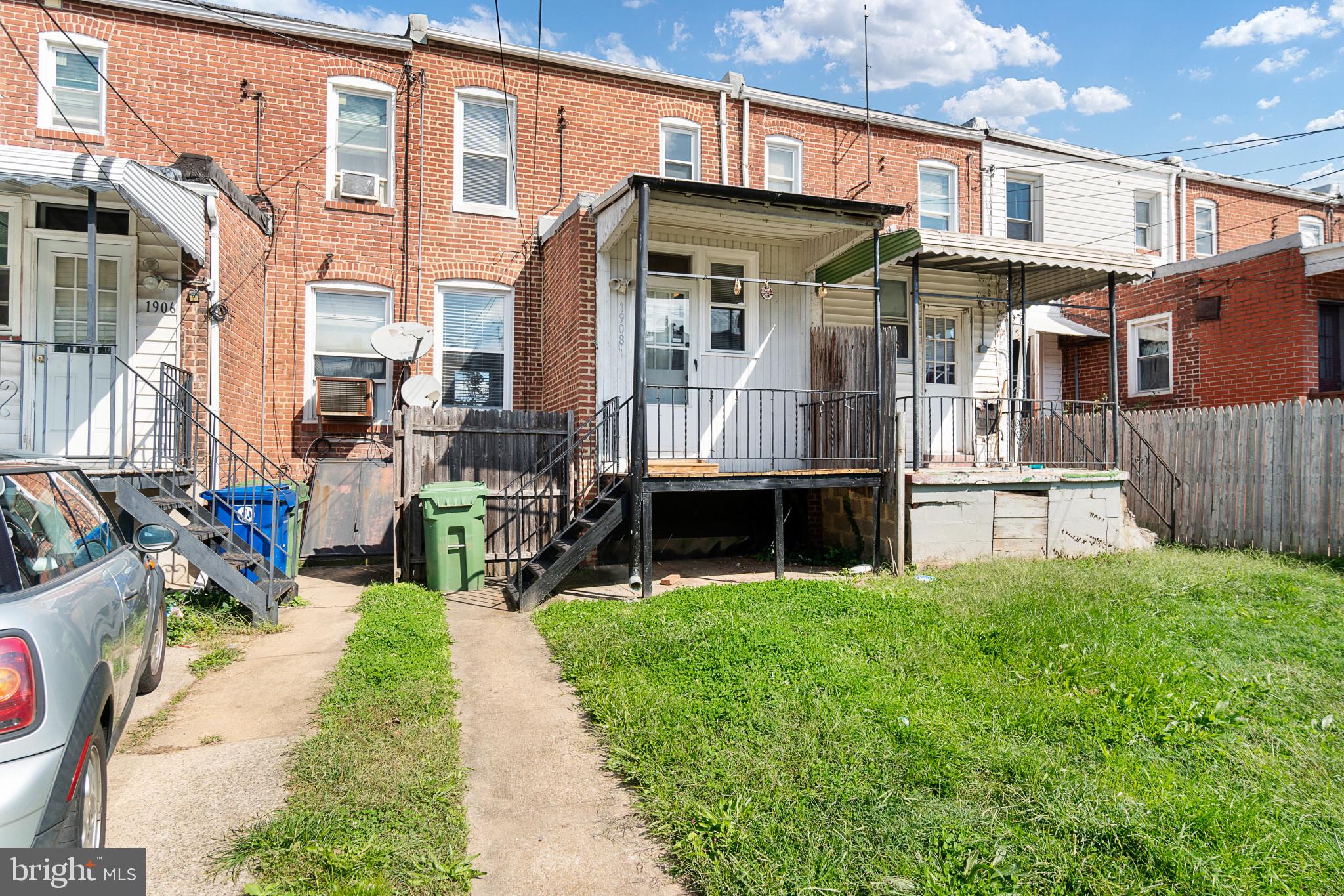 WEST BALTIMORE - Residential Lease