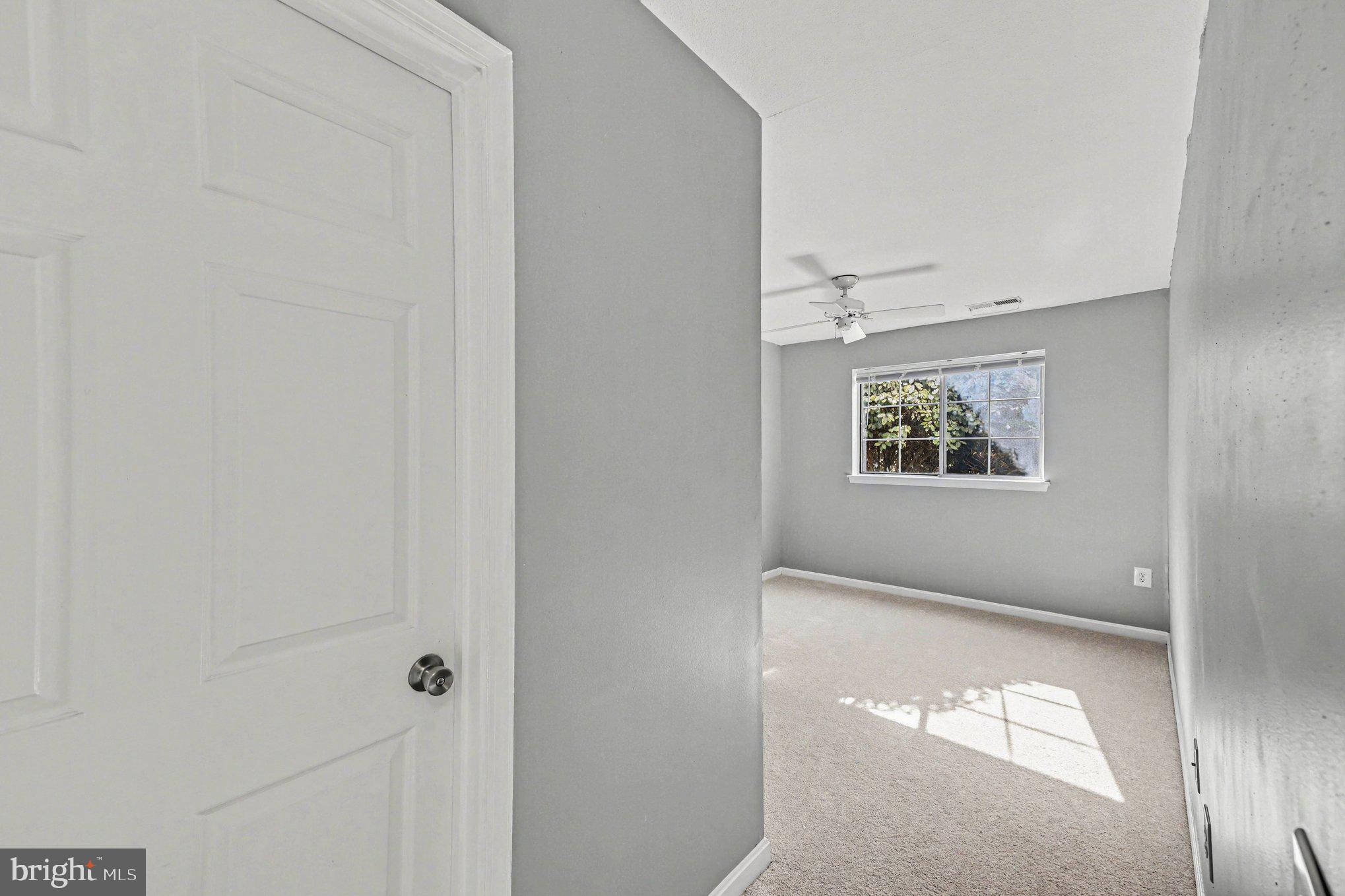 BULL RUN CONDO - Residential