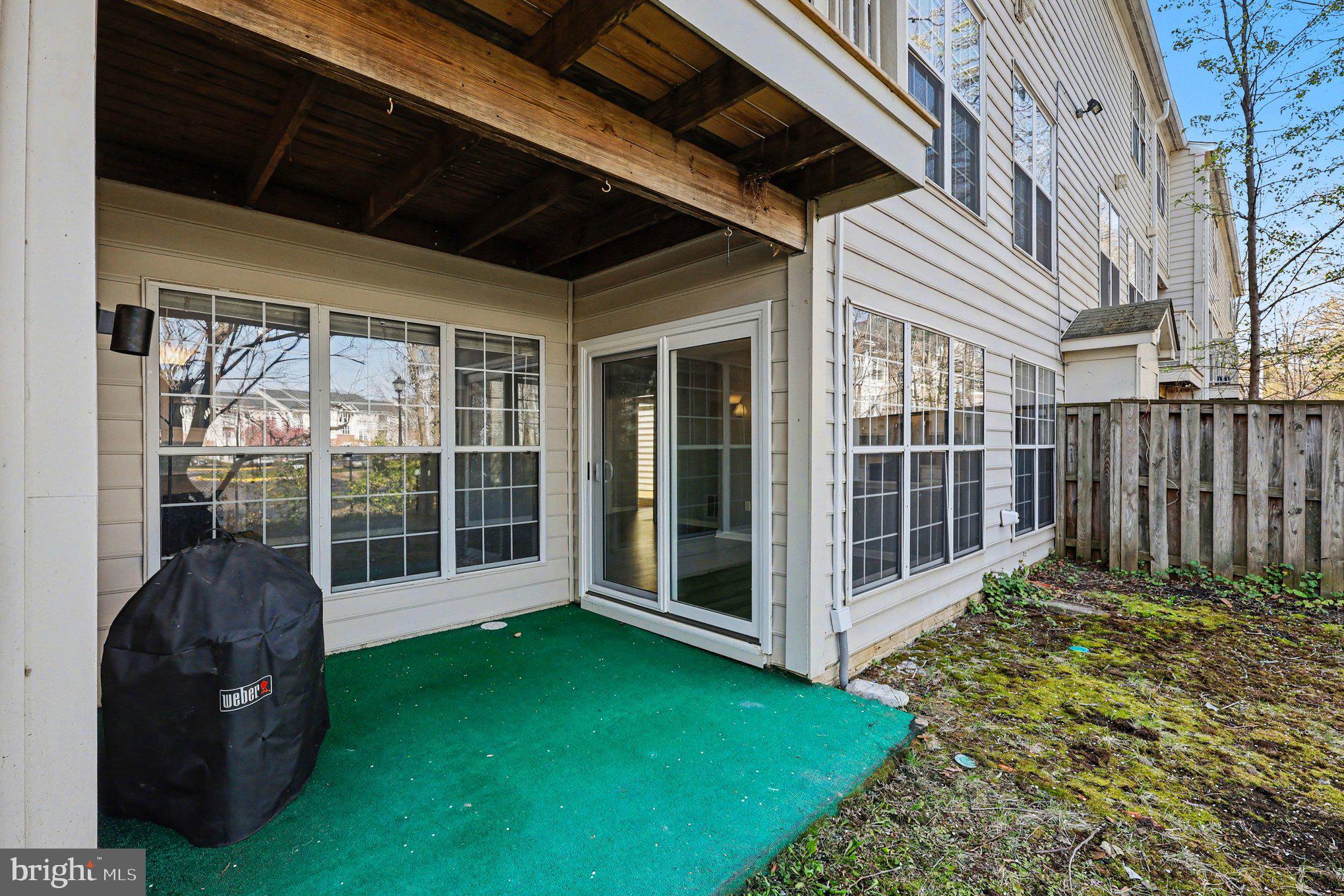 BULL RUN CONDO - Residential