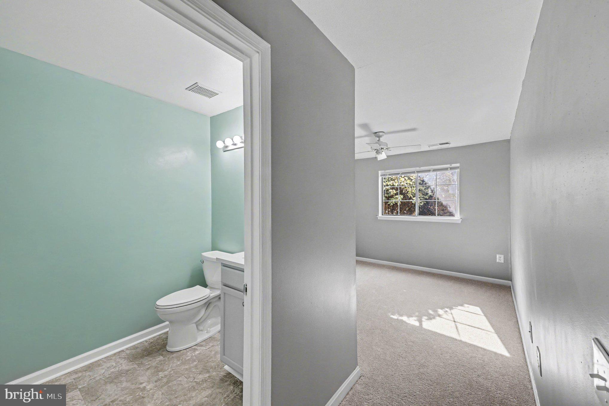 BULL RUN CONDO - Residential