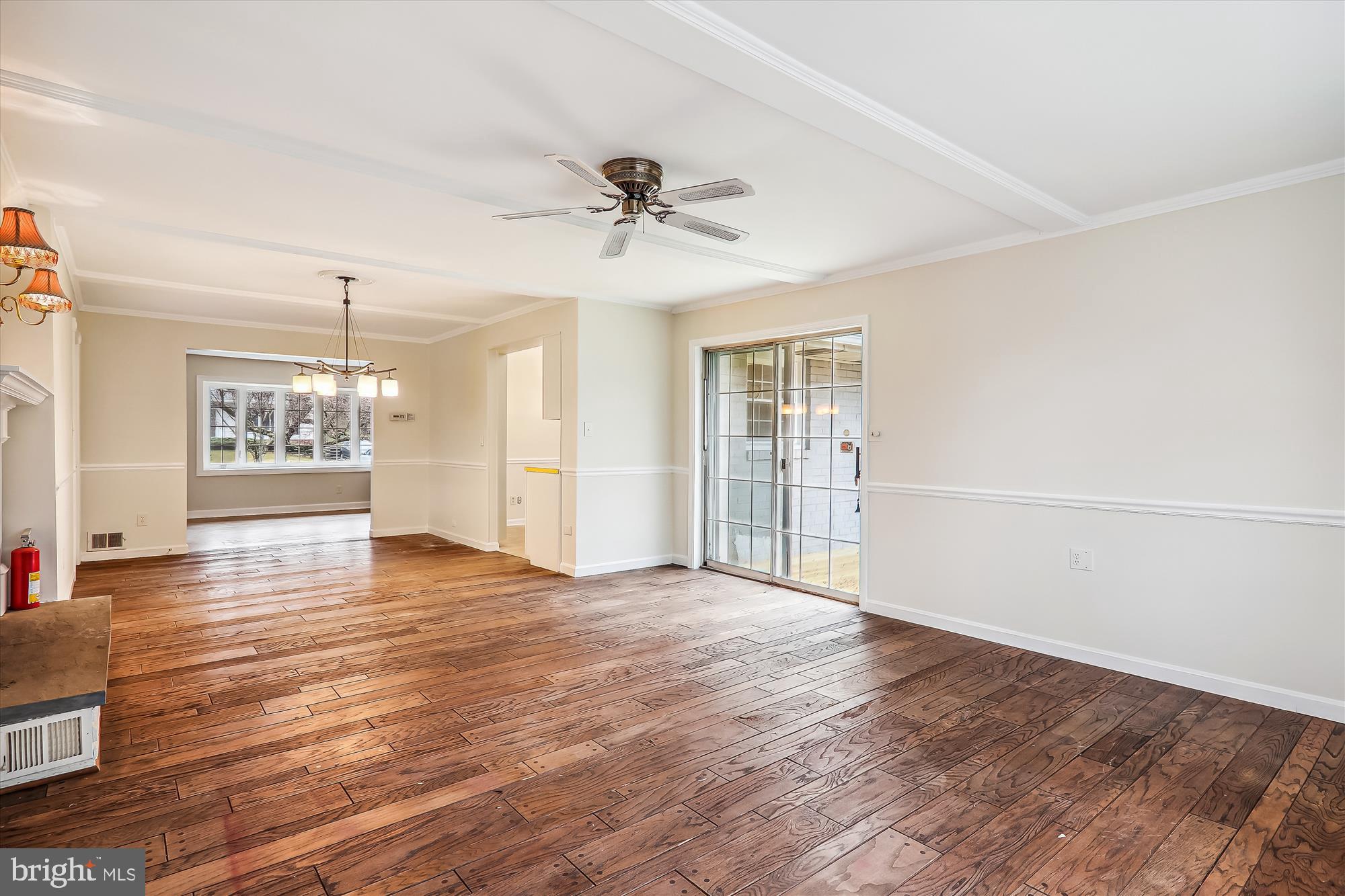 CALVERTON - Residential