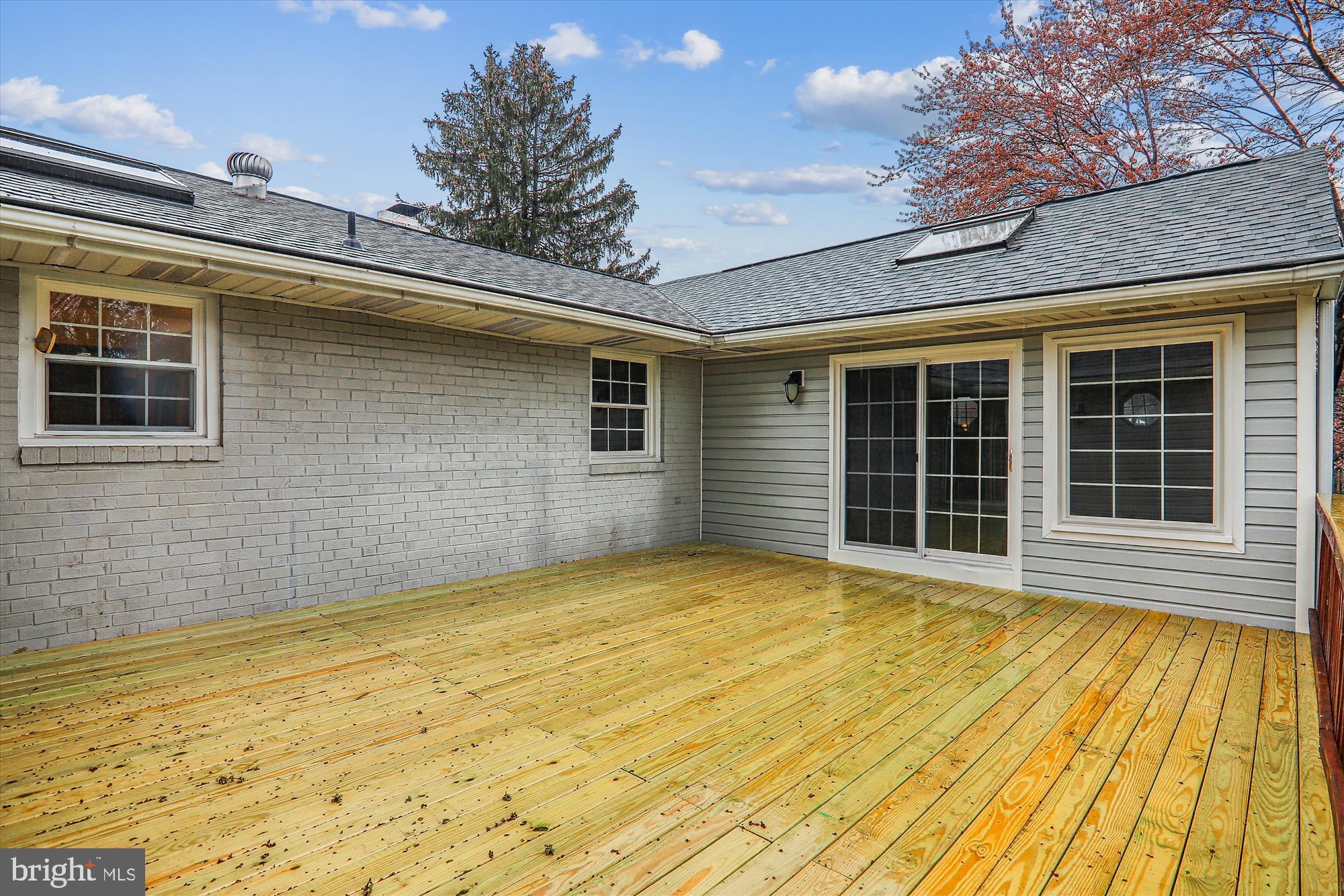 CALVERTON - Residential