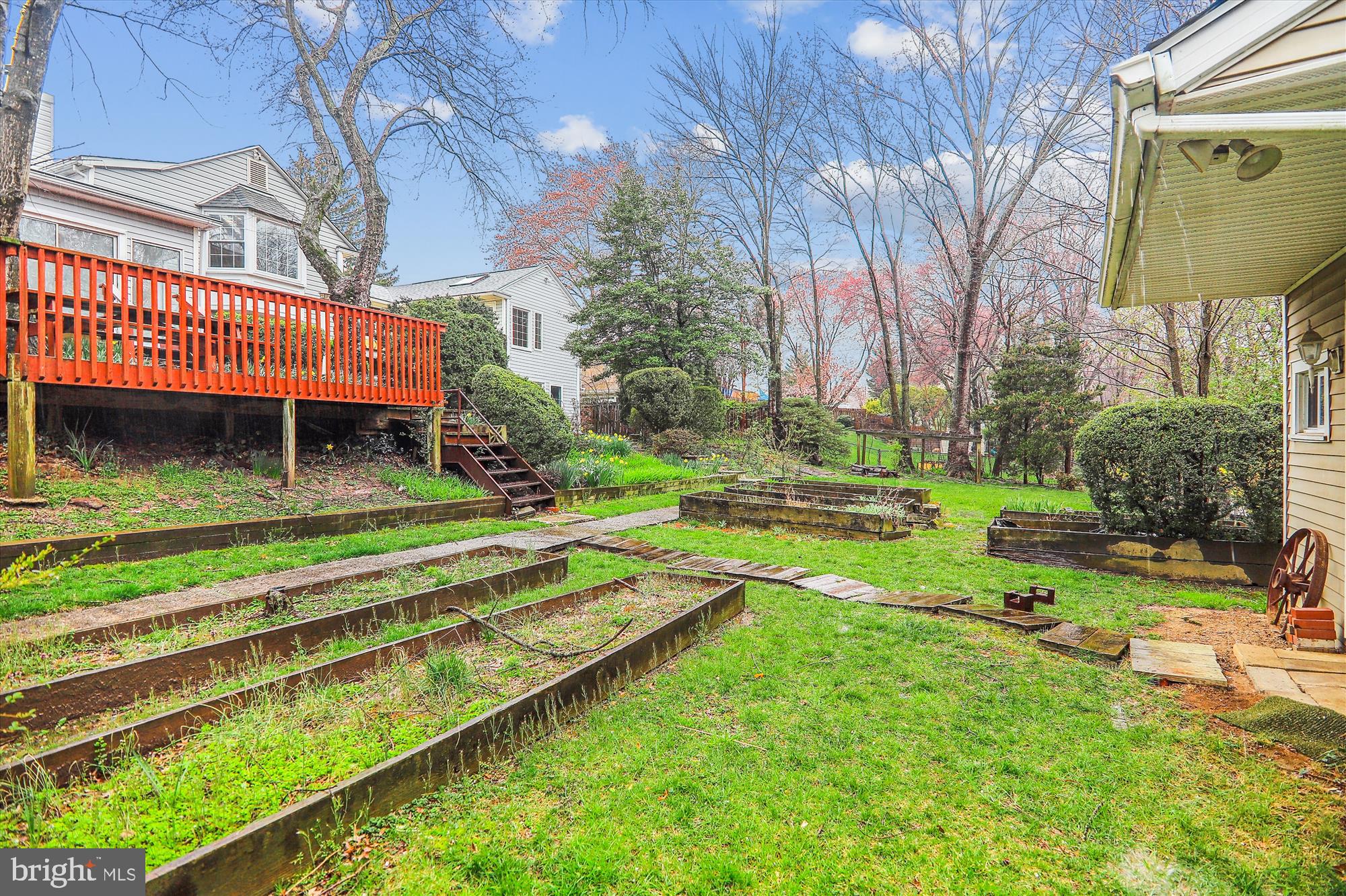 CALVERTON - Residential