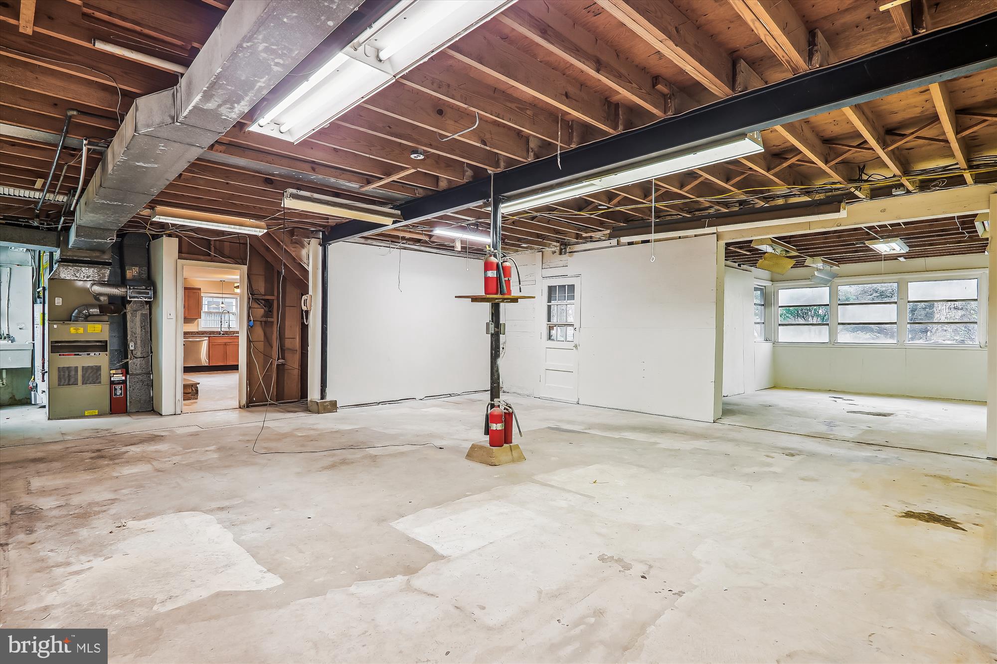 CALVERTON - Residential