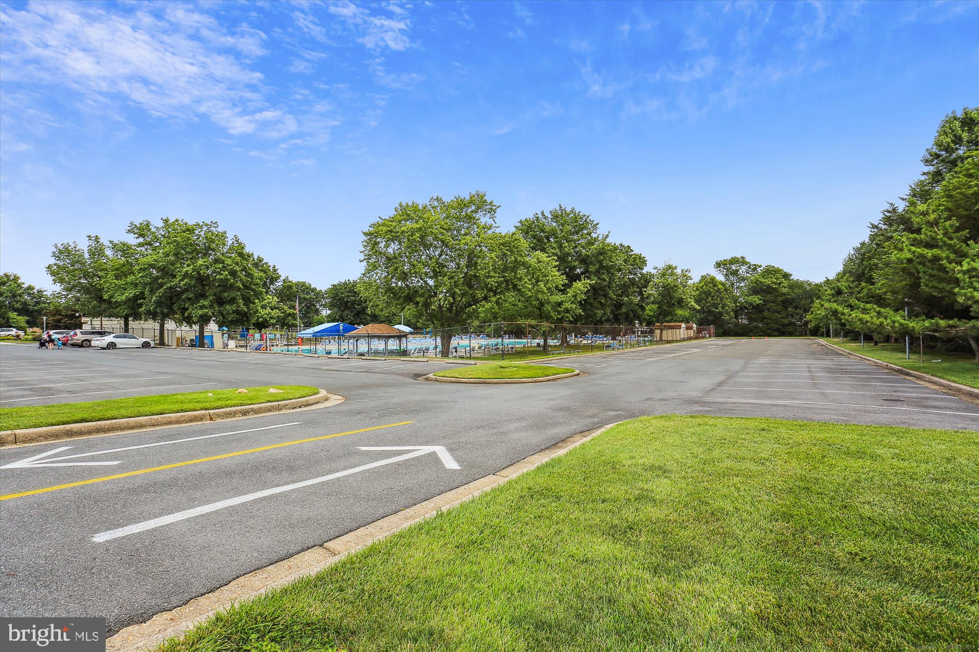 CALVERTON - Residential