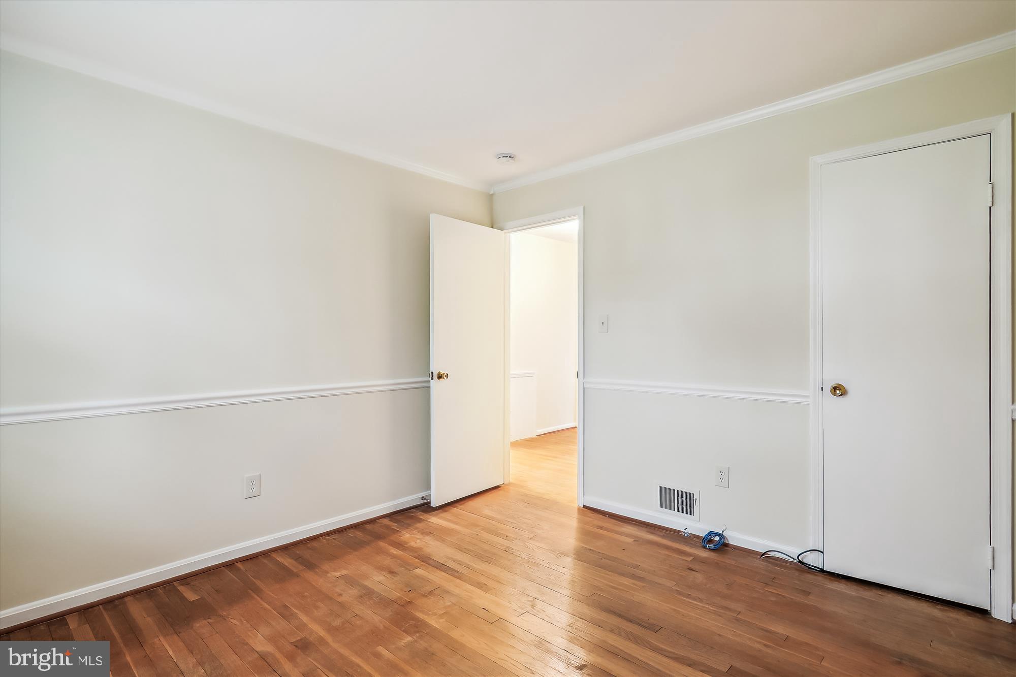 CALVERTON - Residential