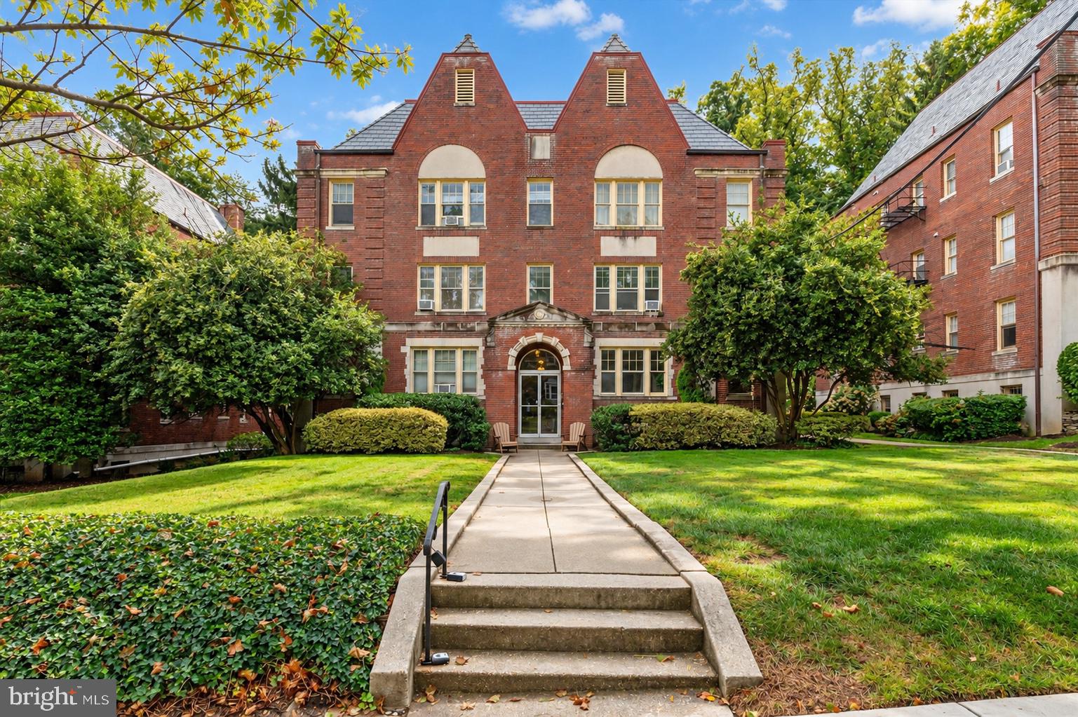 Property Search 3026 PORTER STREET NW 202