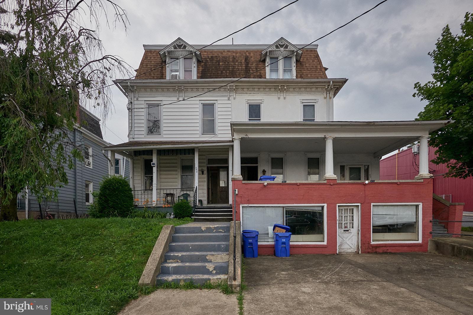 946-948 LANCASTER AVENUE