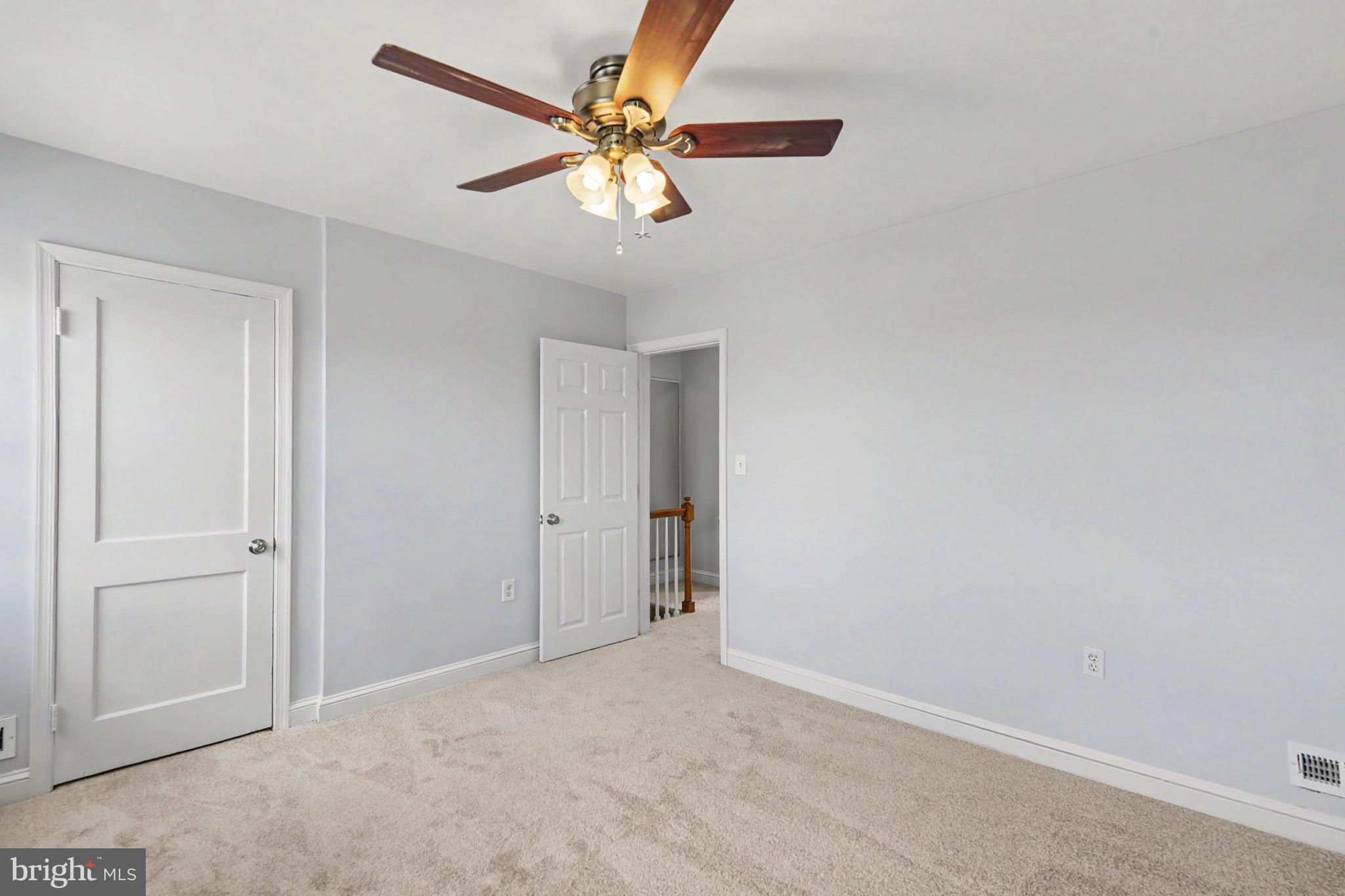 EASTWOOD - Residential