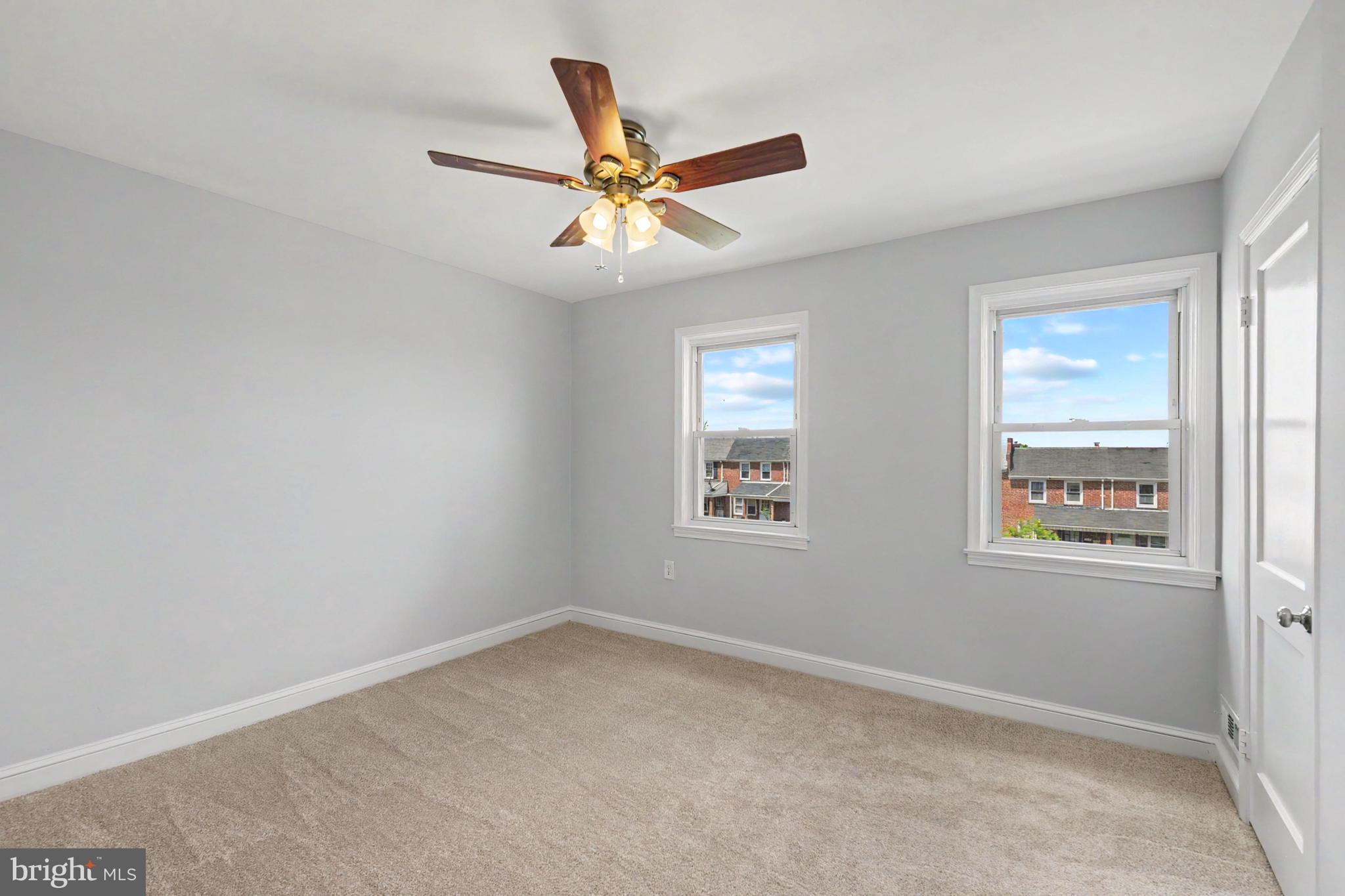 EASTWOOD - Residential