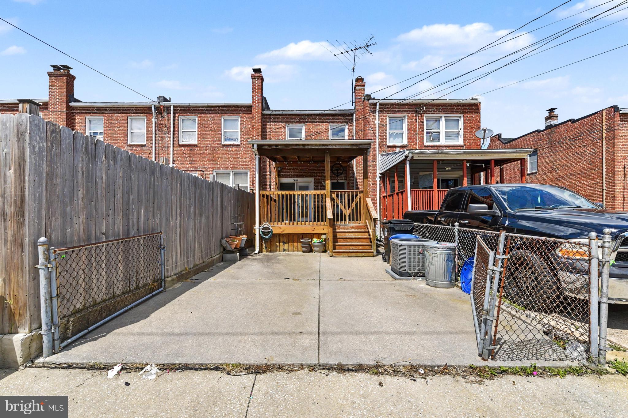 EASTWOOD - Residential