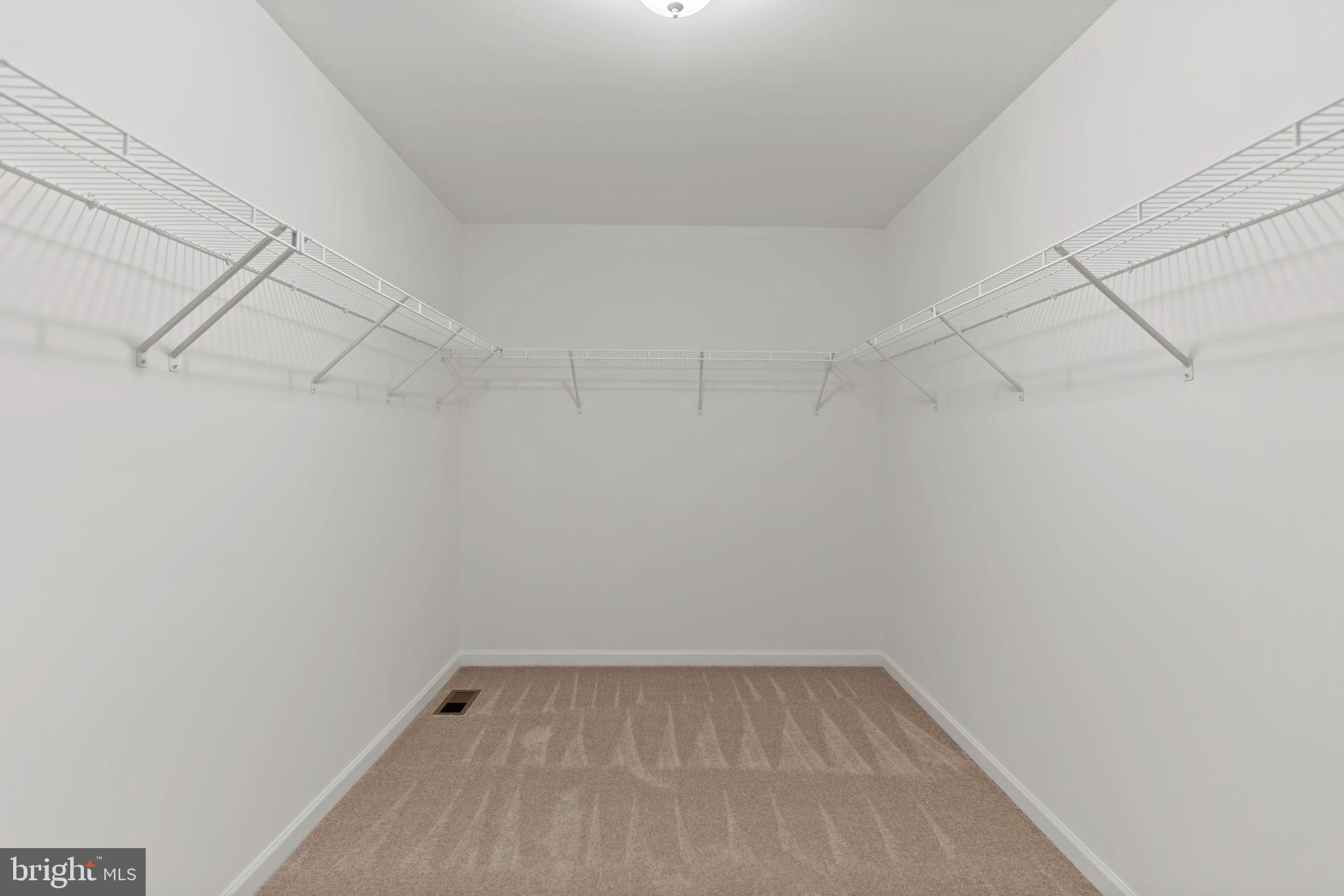 HUNTFIELD - Residential