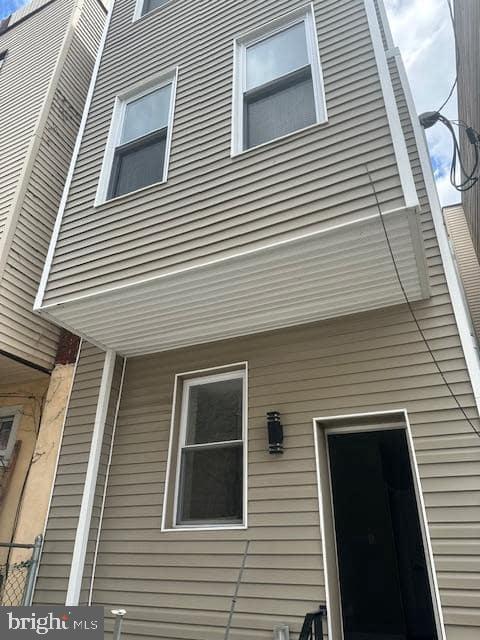 PHILADELPHIA - Residential Lease