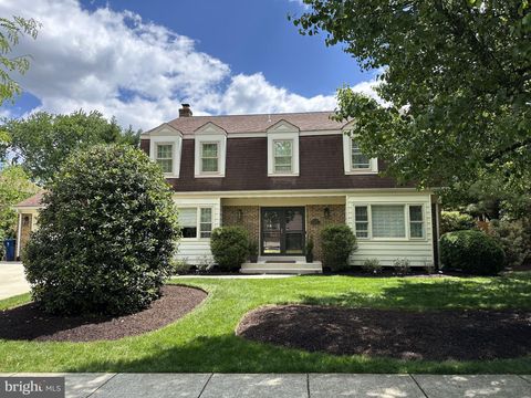2107 MARLBORO DRIVE ALEXANDRIA VA 22304