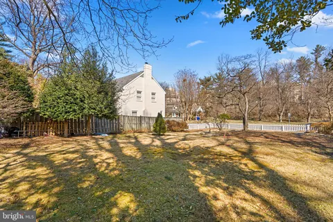 4506 Cortland Road, Chevy Chase, MD MLS: MDMC2180892