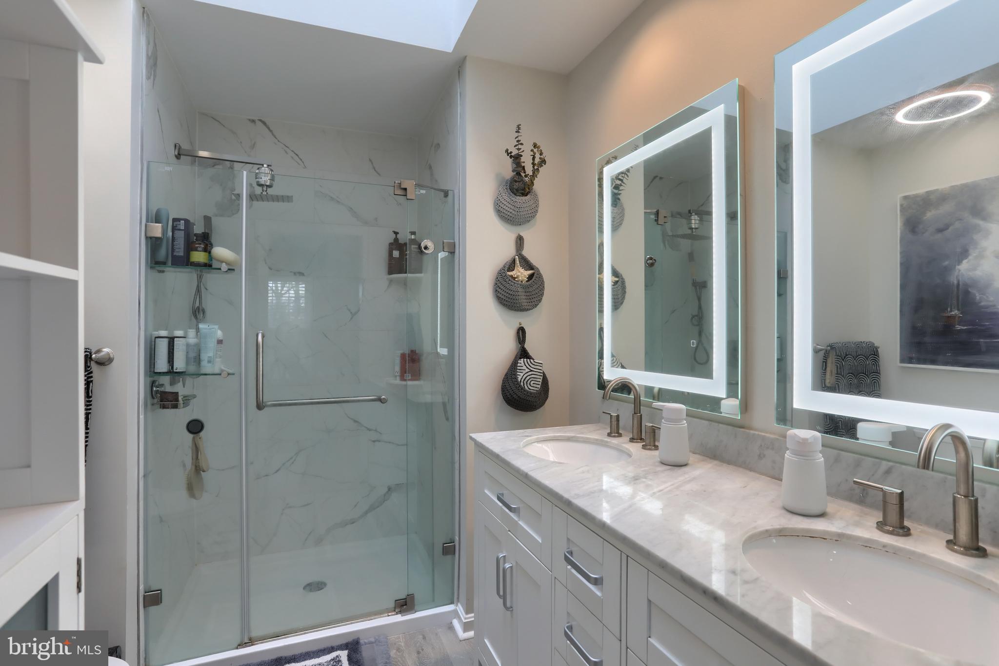 SOUTHPOINT - Residential