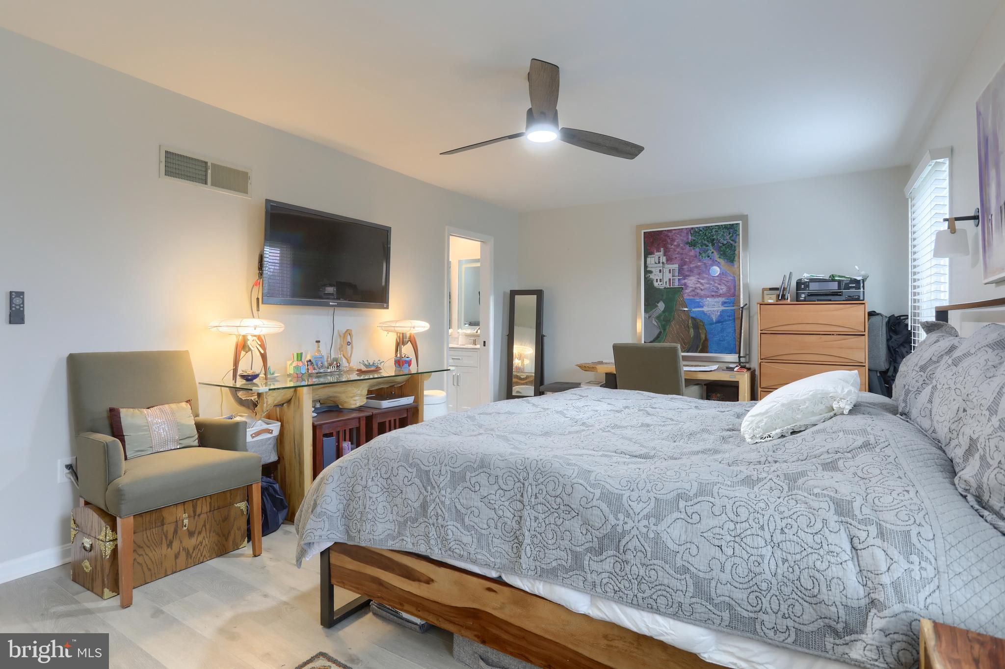 SOUTHPOINT - Residential