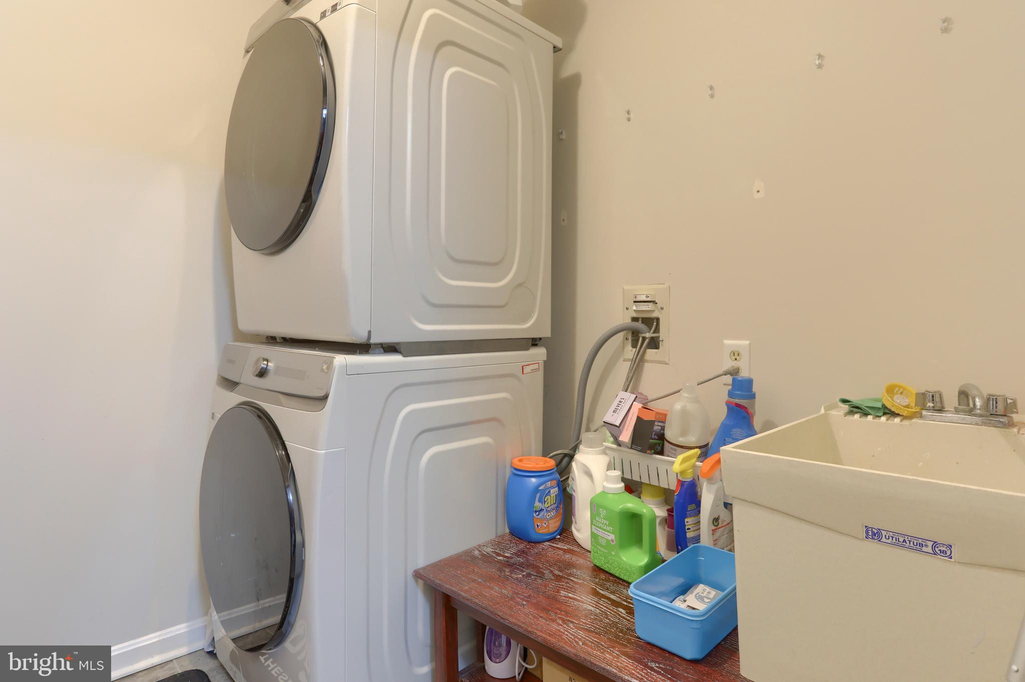 SOUTHPOINT - Residential