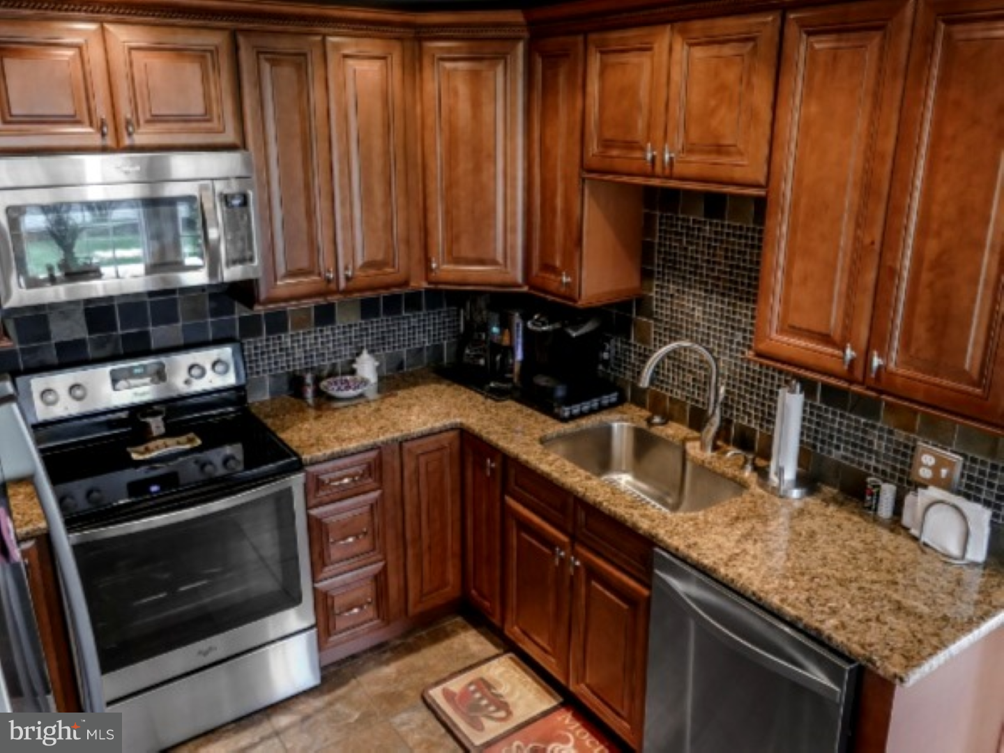 YARDLEY RUN - Residential