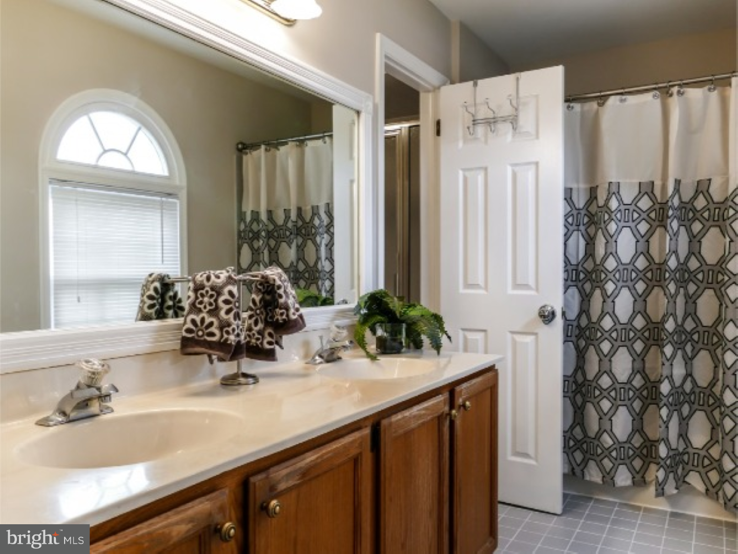 YARDLEY RUN - Residential